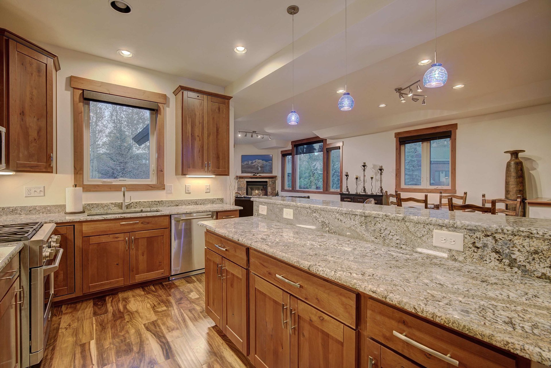 95 Riverside Pl #A