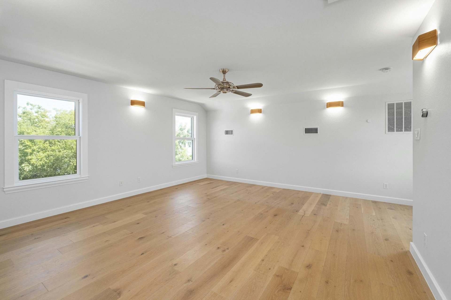 1203 Cedar Avenue