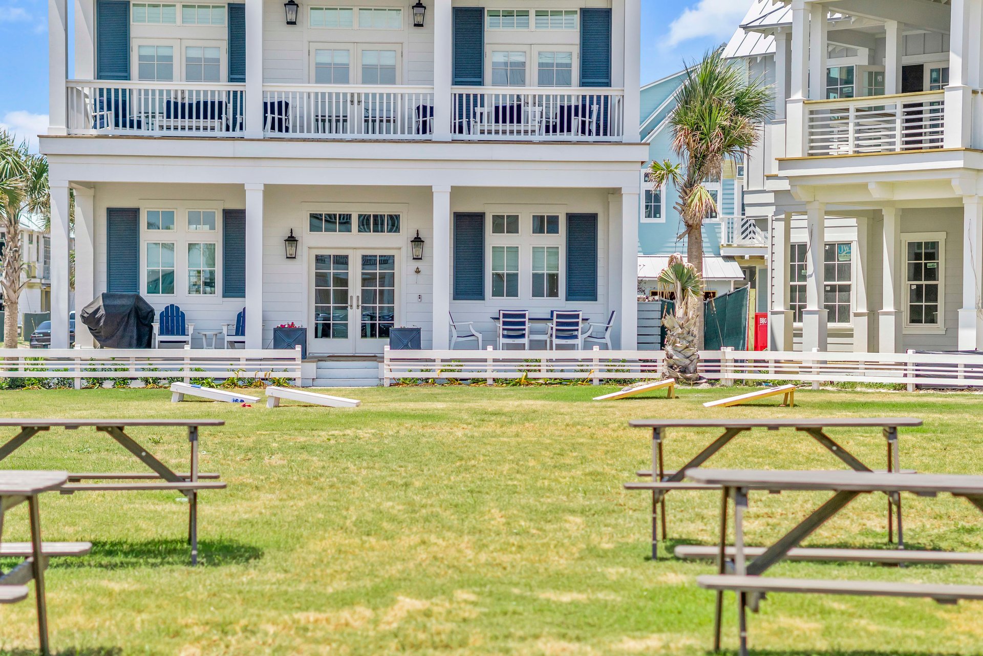 227 Laughter Lane, Port Aransas, TX 78373