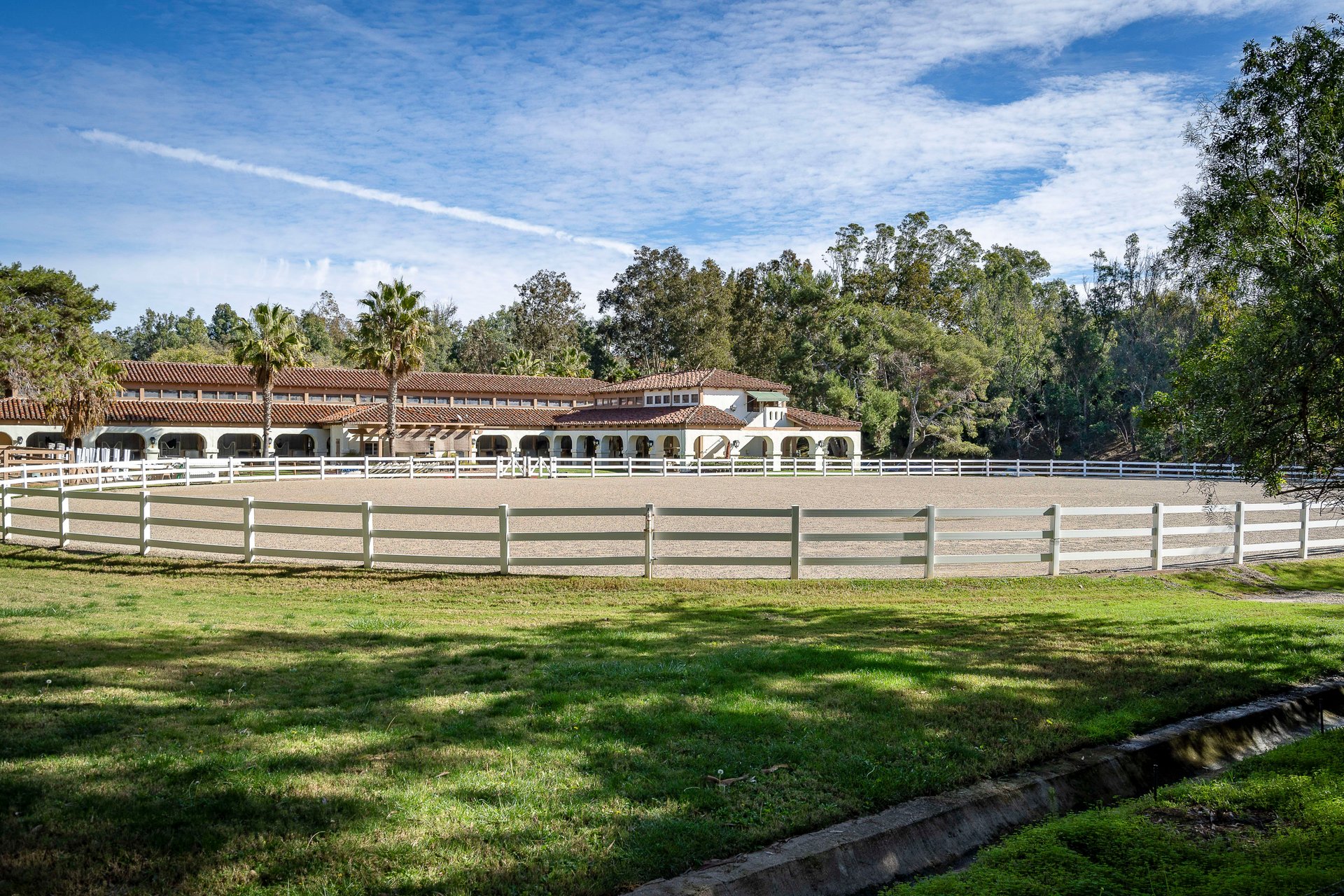 THE ICONIC FAIRBANKS RANCH LIFESTYLE