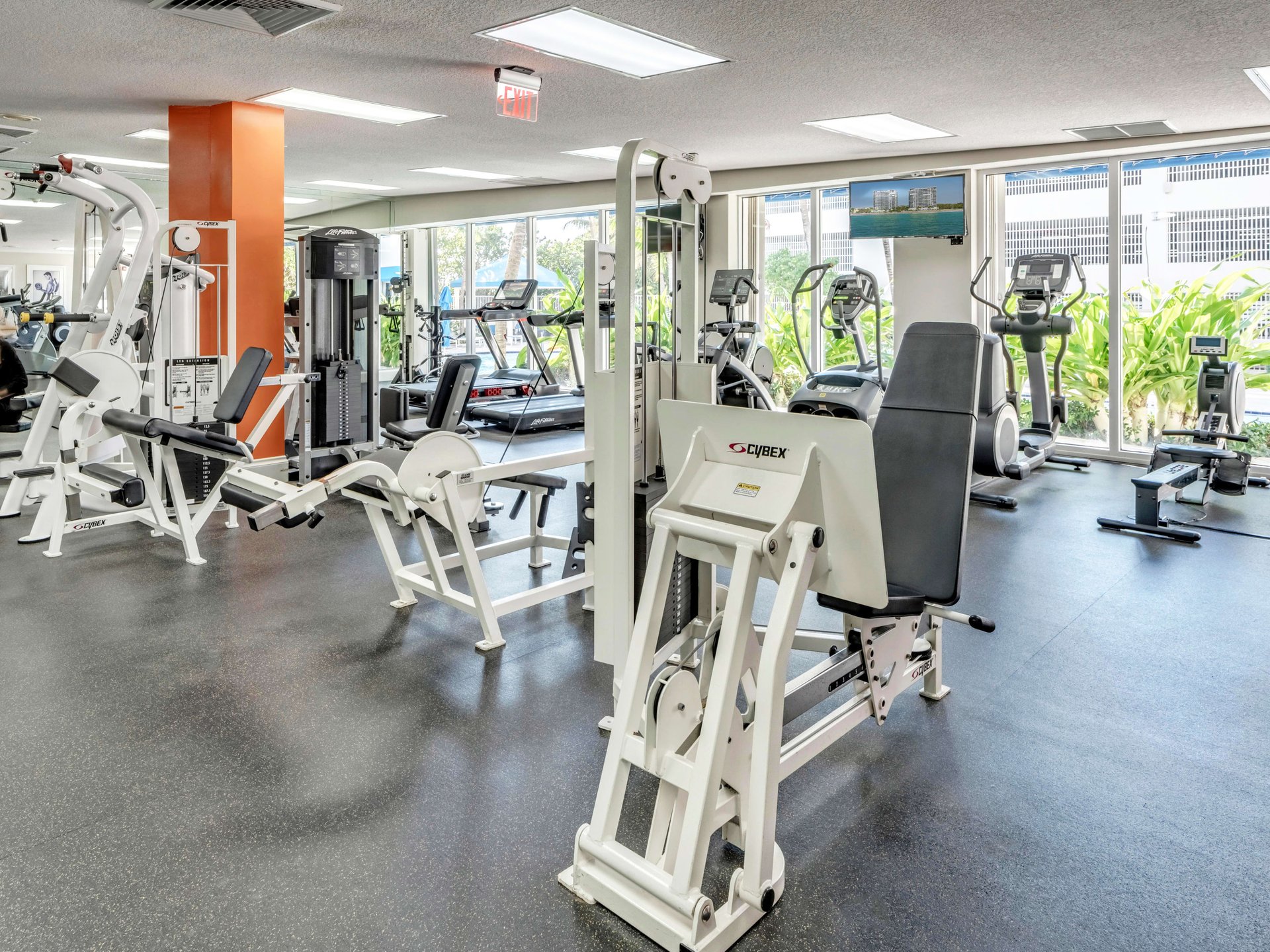 6001 N Ocean Dr Unit: 1104S