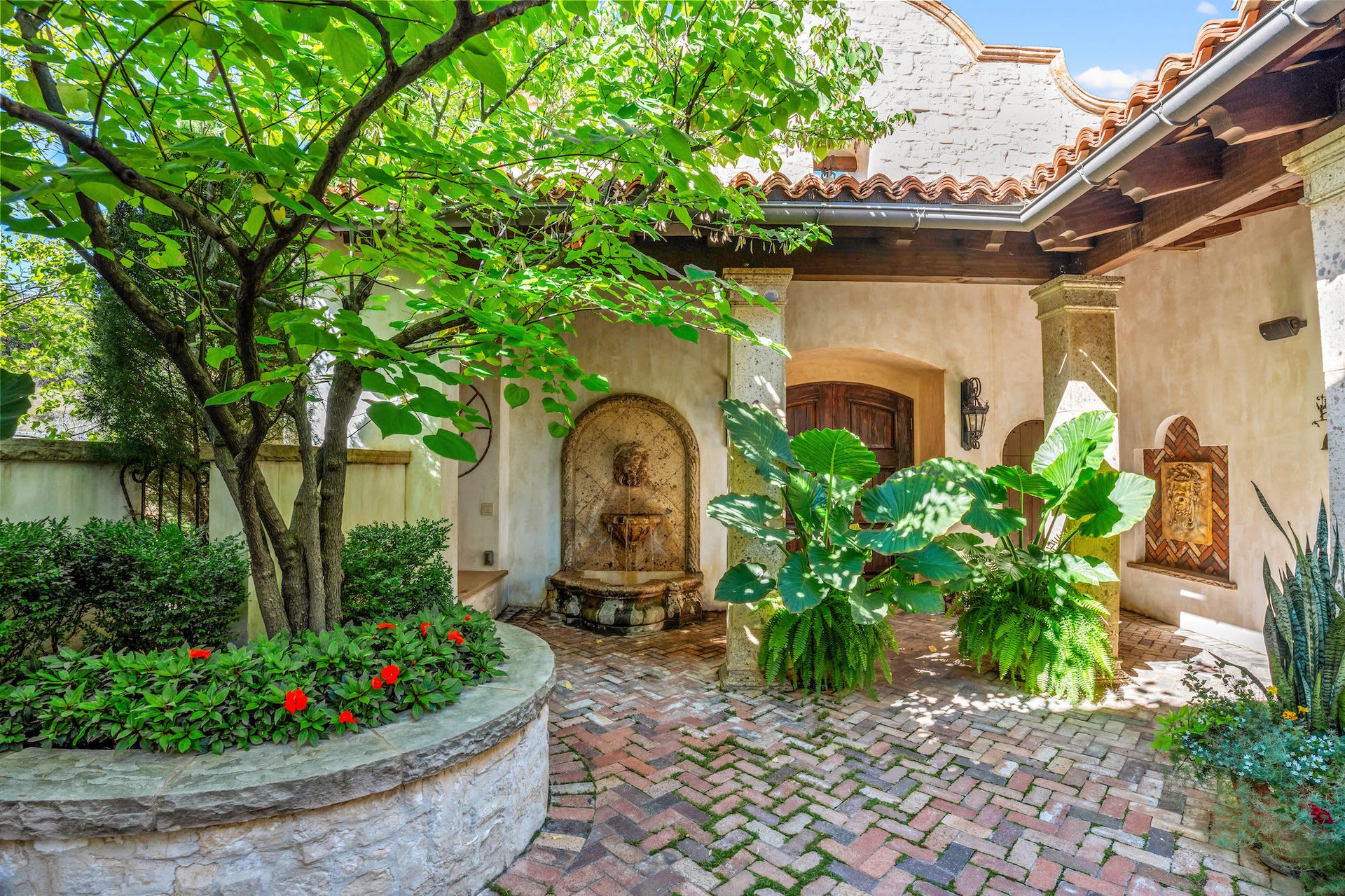 7944 Dante Drive