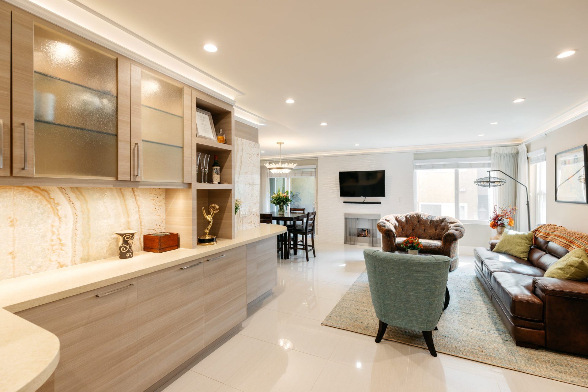 Rare Corner Unit at The Wilshire Barrington