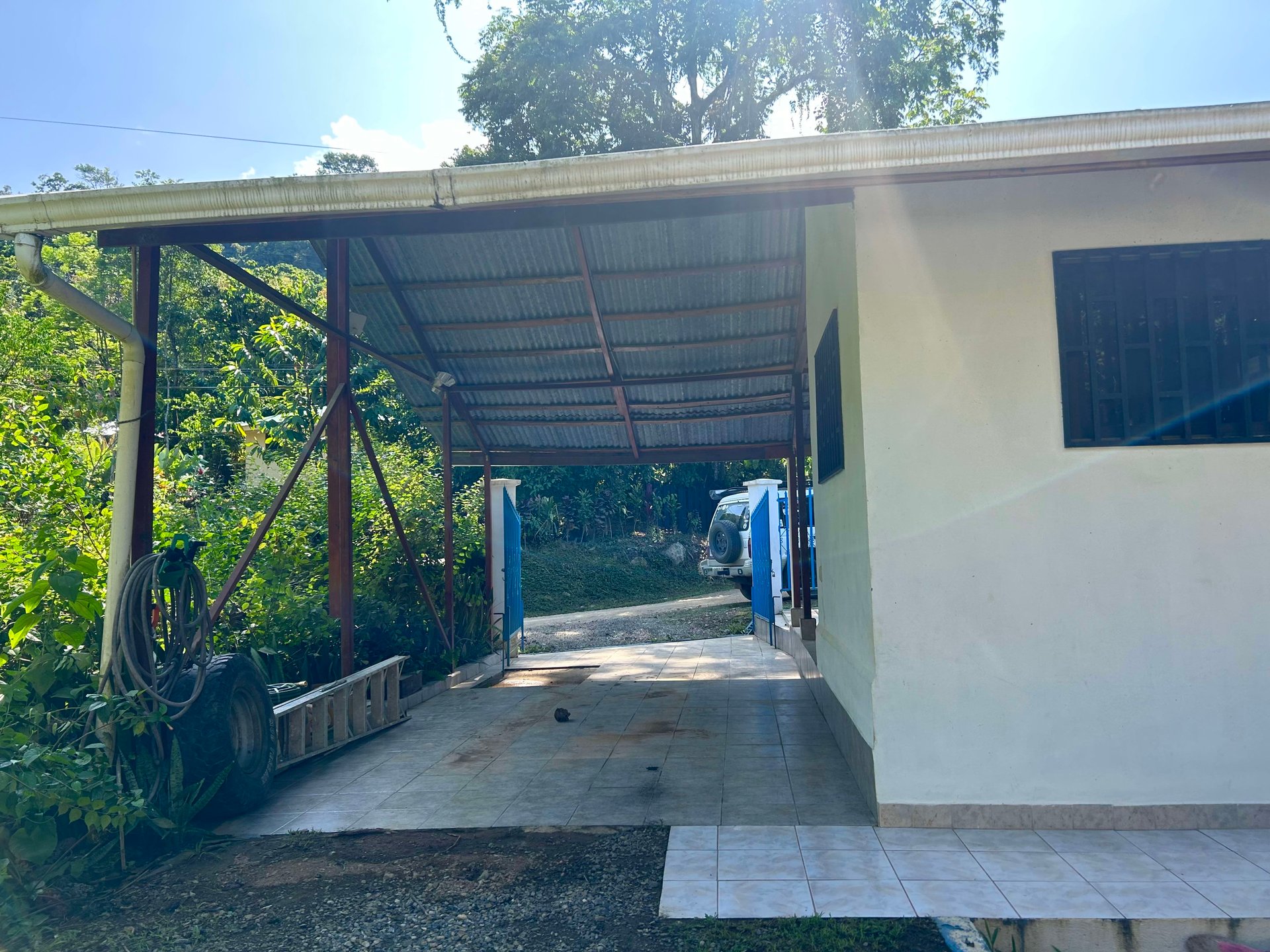 Surfer's Dream in Ojochal; 3 Bedrooms, 2 Bathrooms with Pool and River Access