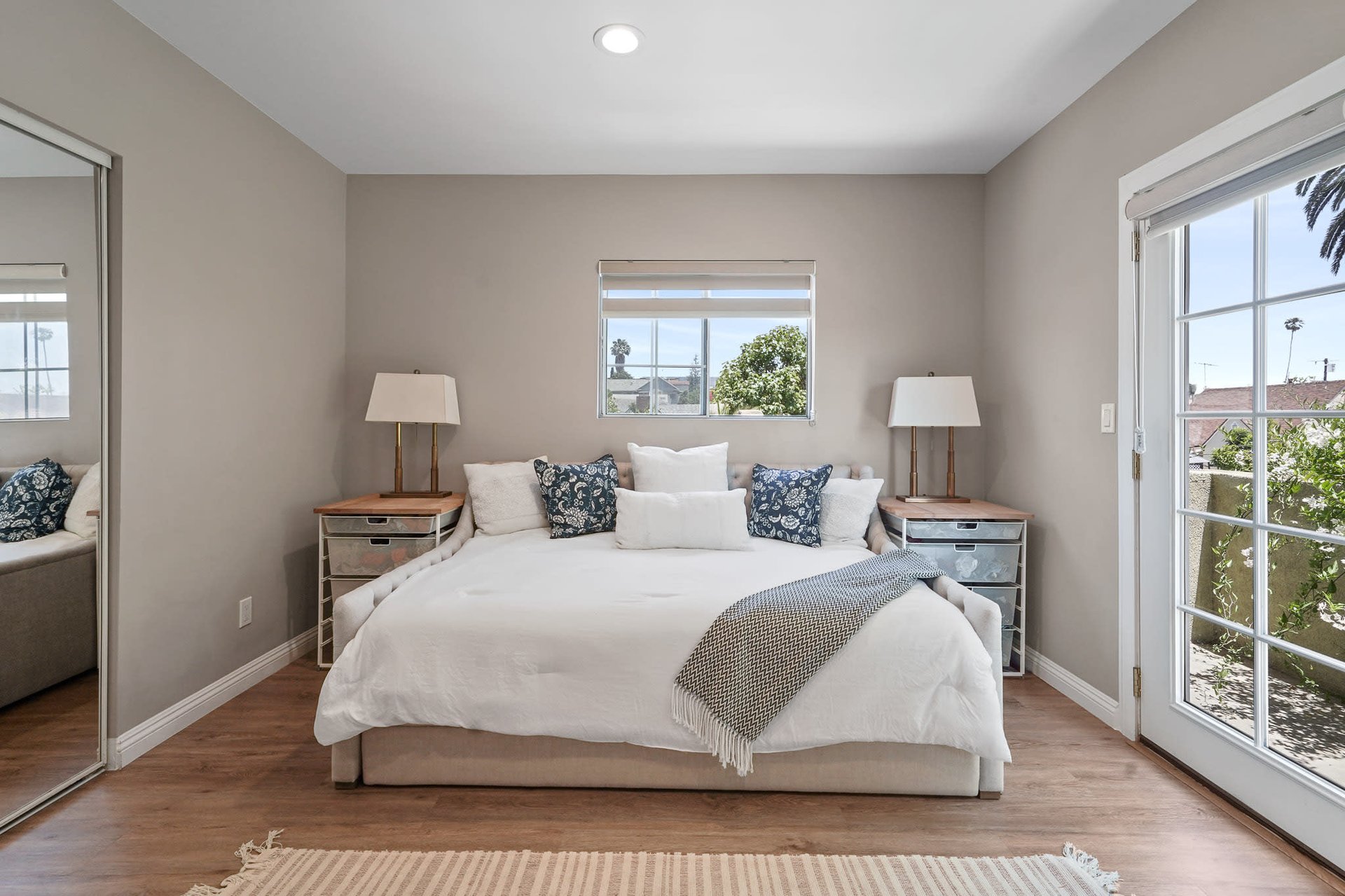 Rare Newer Renovated Duplex (2 on a Lot) in Mid-City