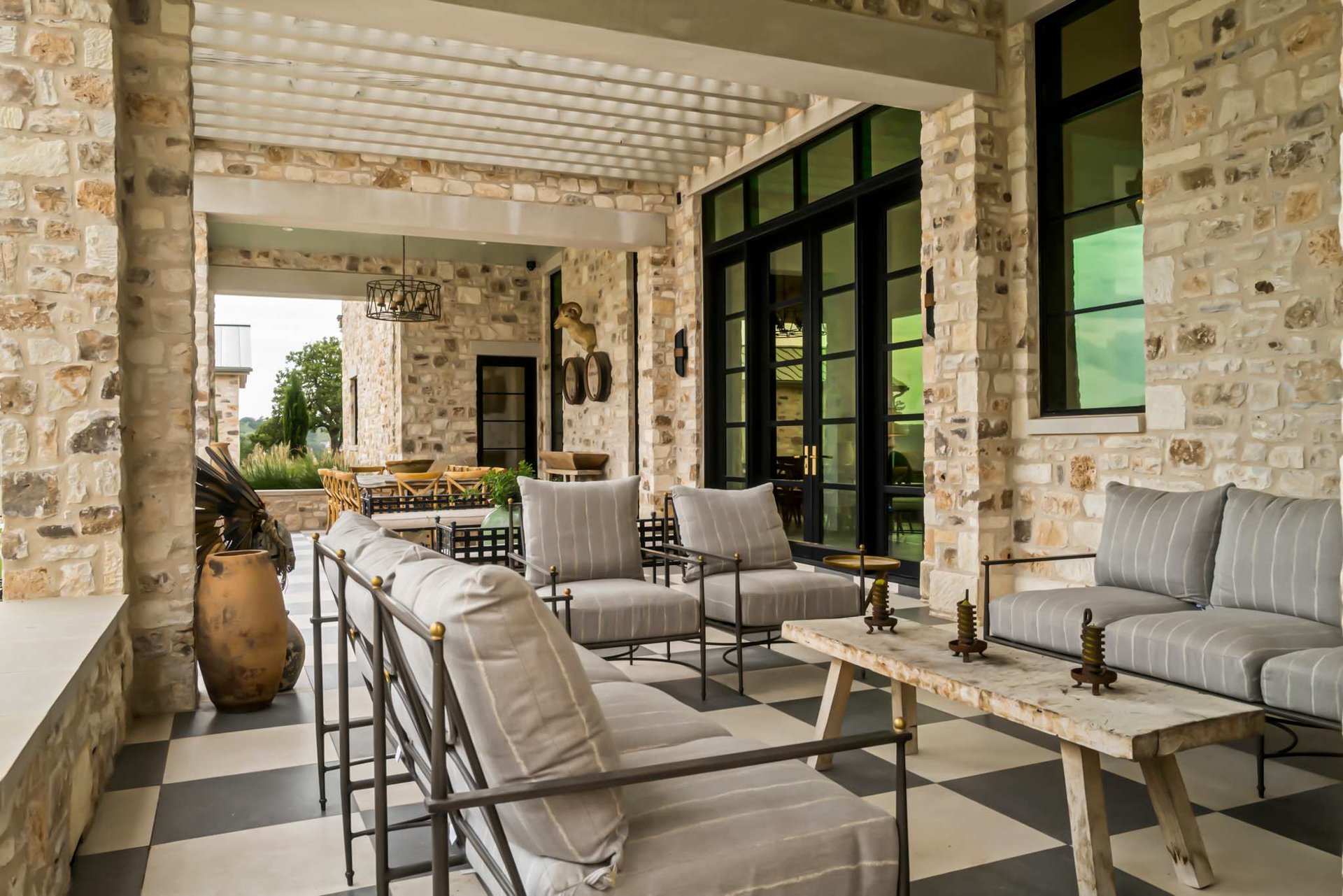 Luxury in Frederickburg