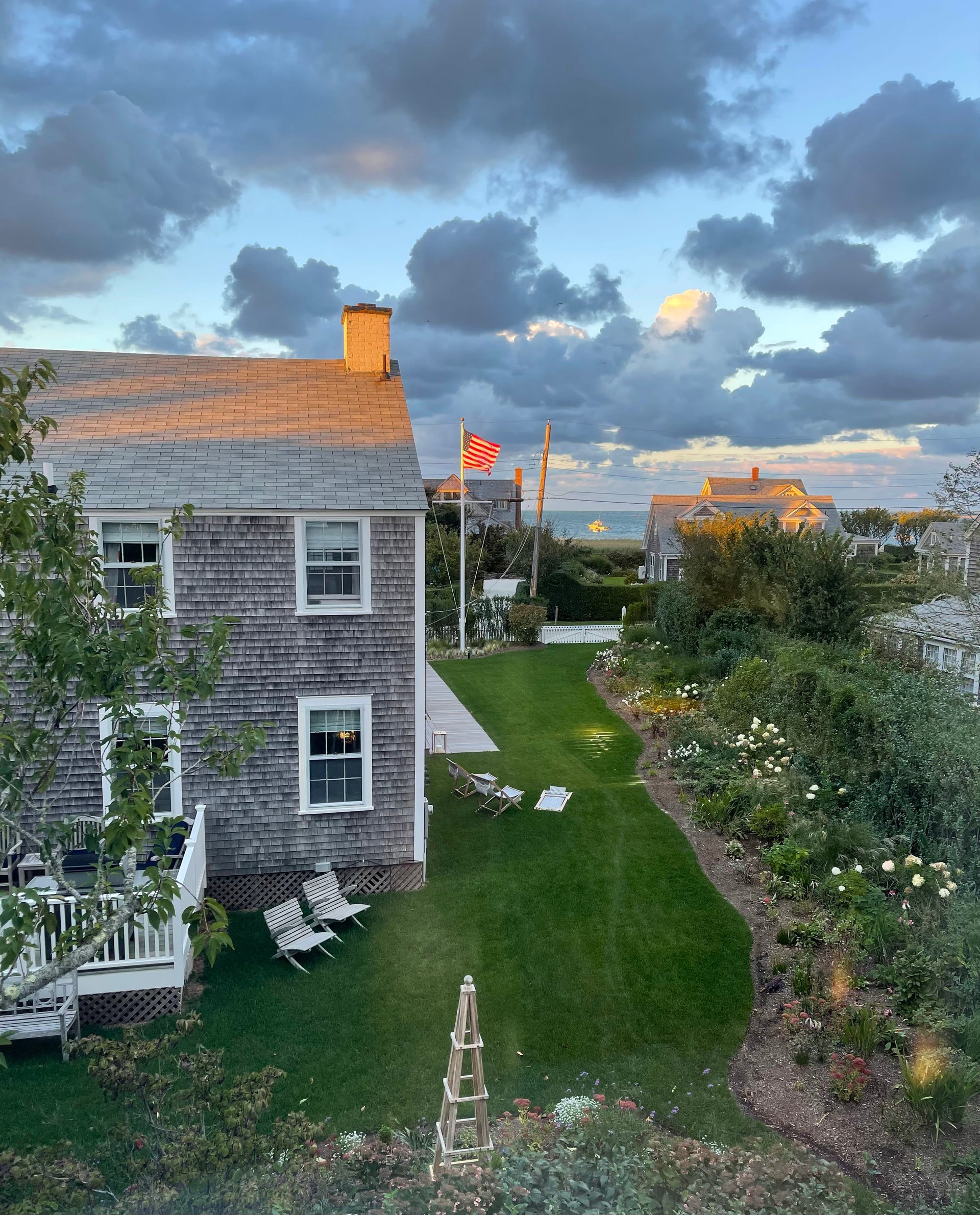 66 Hulbert Ave - Gray Goose