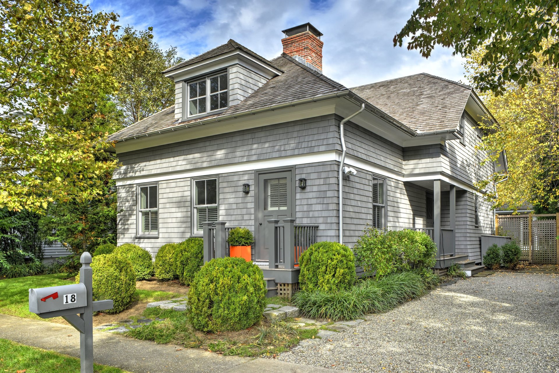 Fabulous Sag Harbor Village Cottage