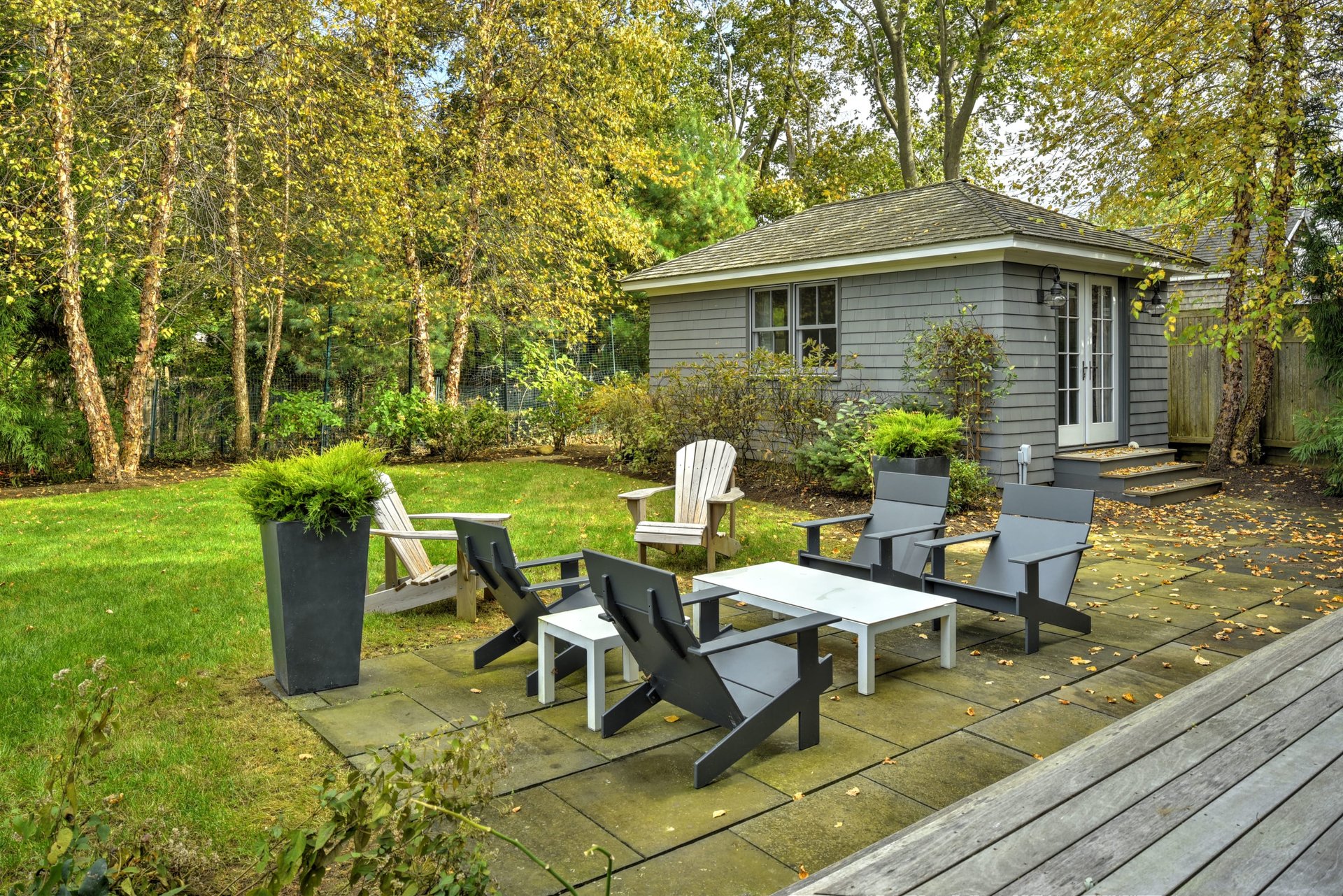 Fabulous Sag Harbor Village Cottage