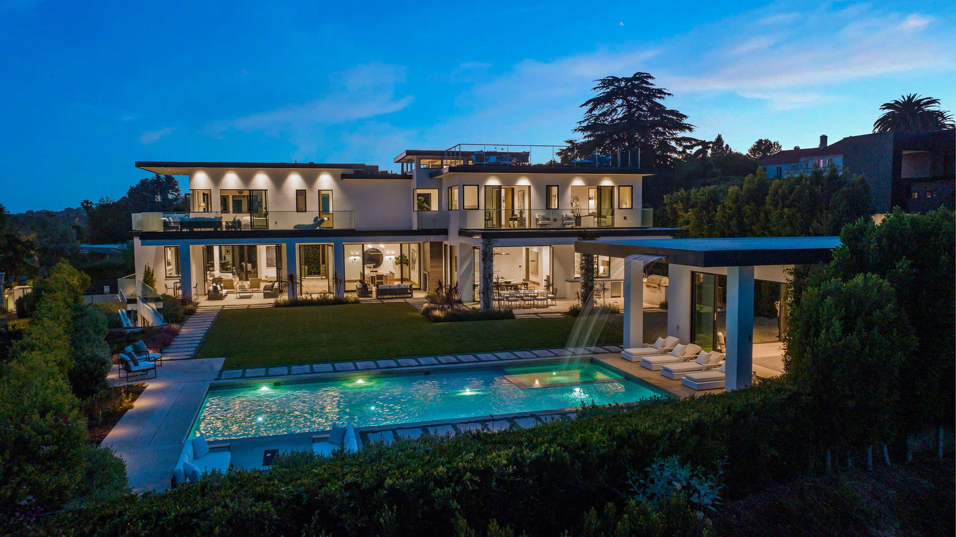 1130 Carolyn Way, Beverly Hills