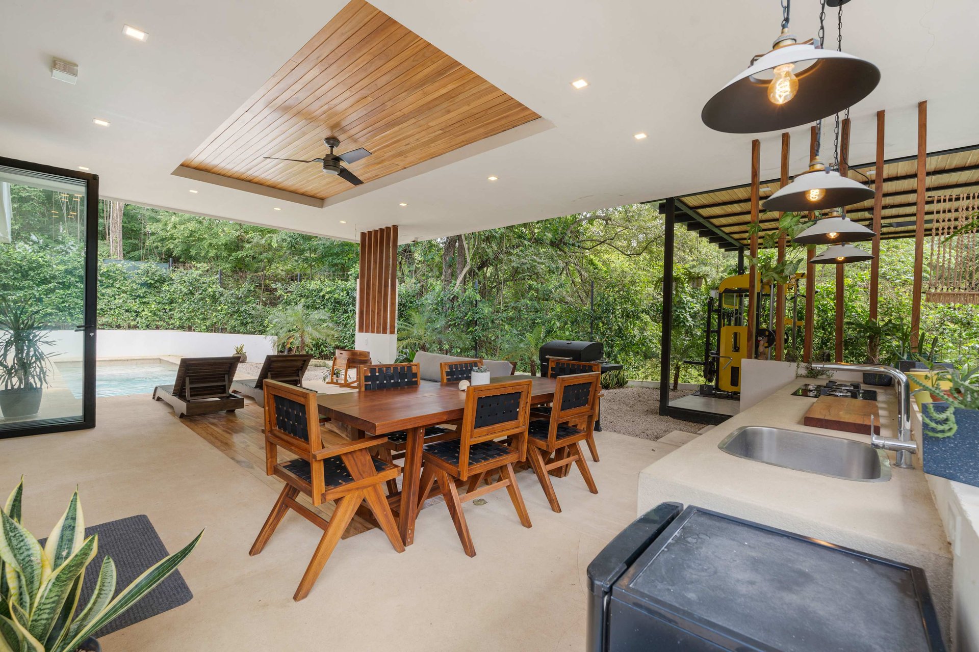 Welcome to Casa Kalyla | This well-designed home is just a 2-minute drive from the surf break at Playa Grande and is the house you have been looking for!