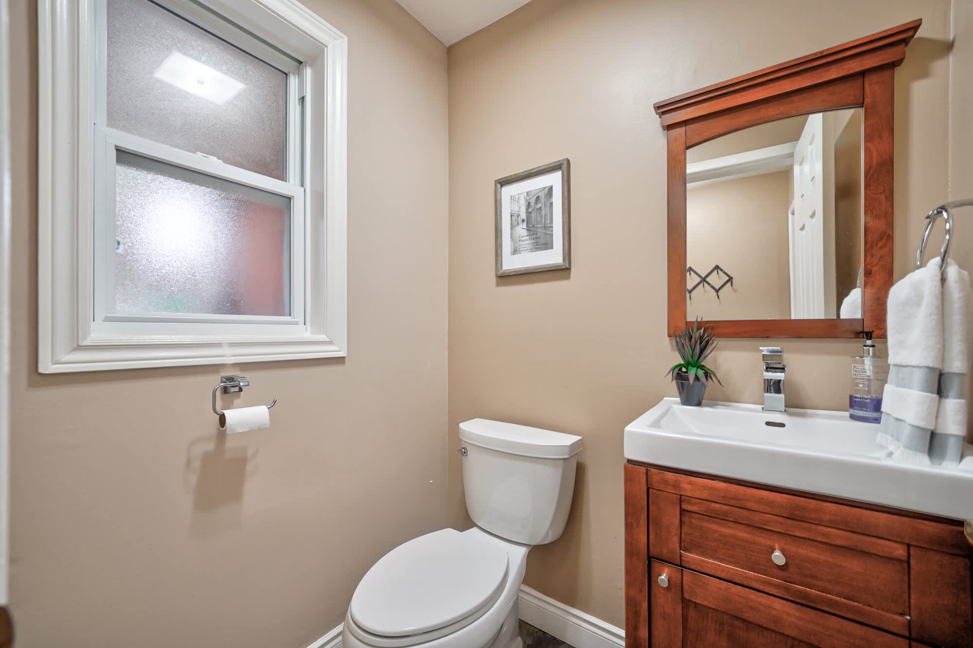 1405 Cedarglen Ct