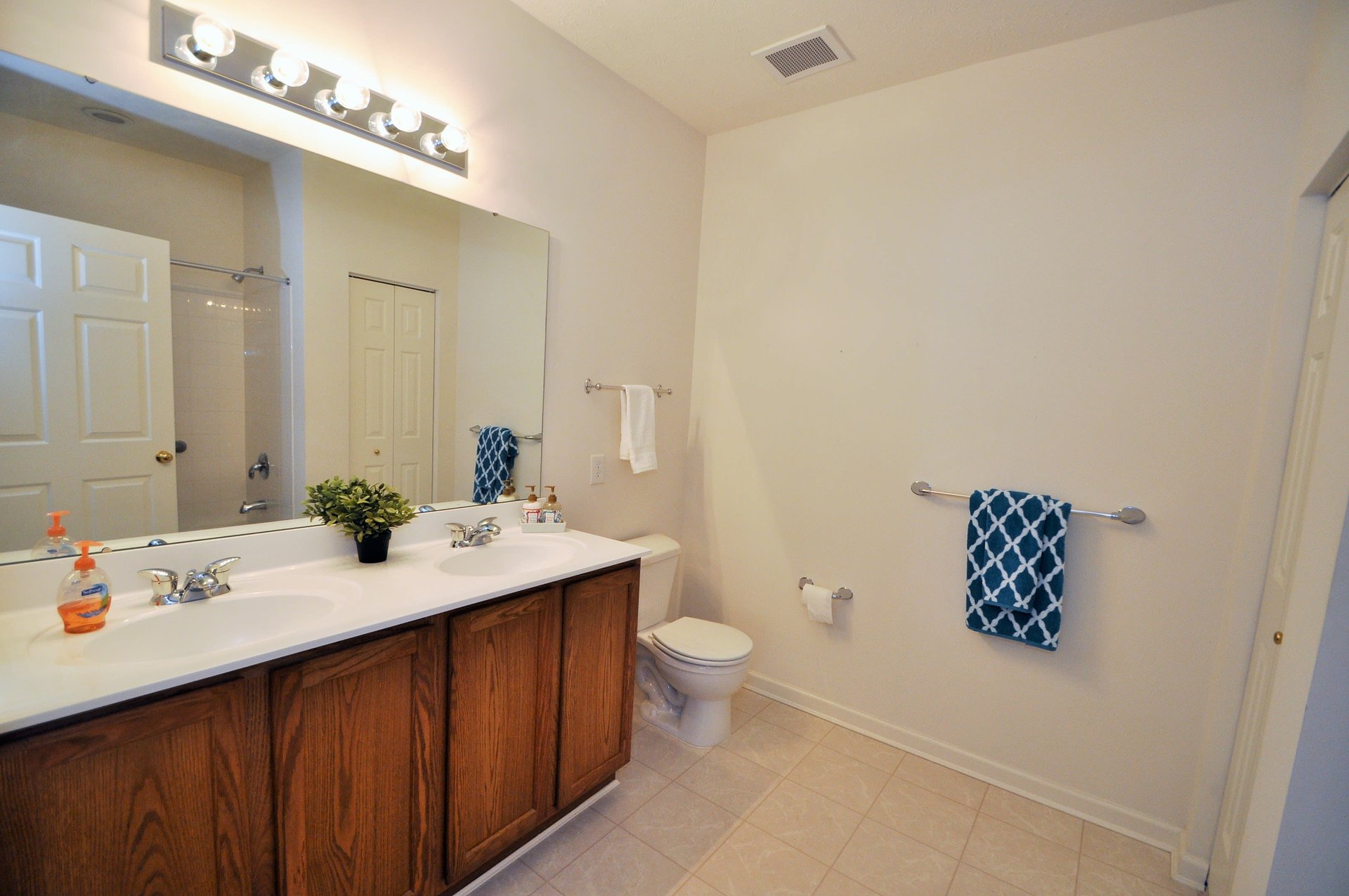 4501-H Dunton Terrace