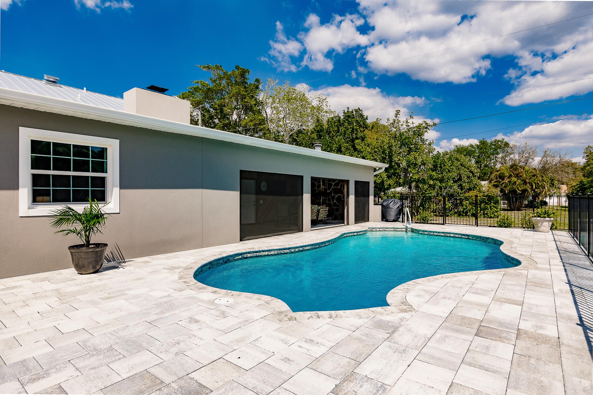 501 VELASQUEZ DRIVE