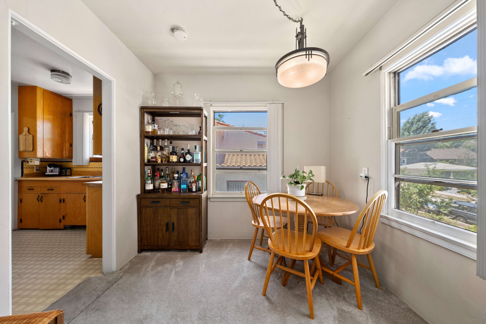 2802 Angus St, Silverlake