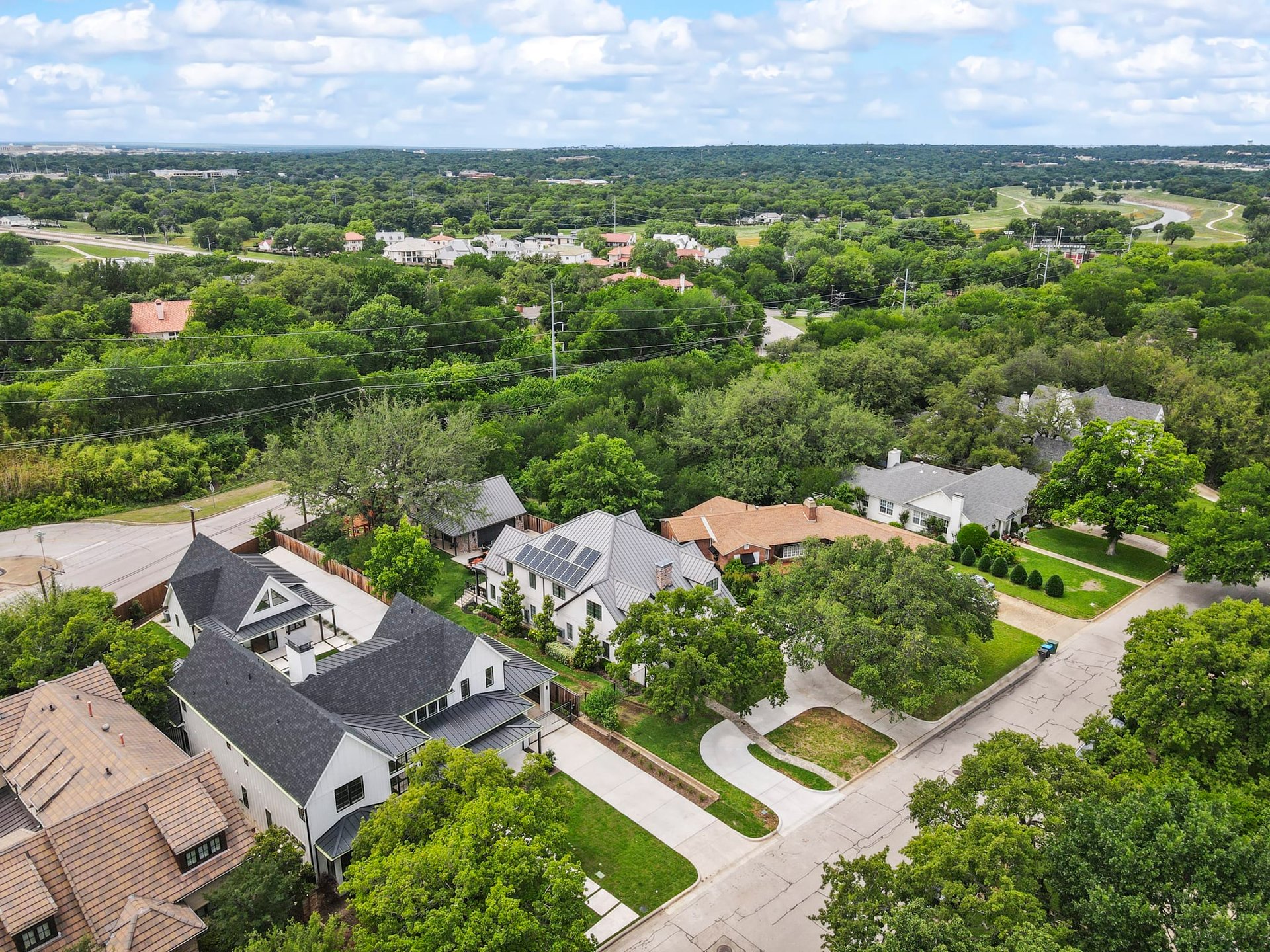 109 Crestwood