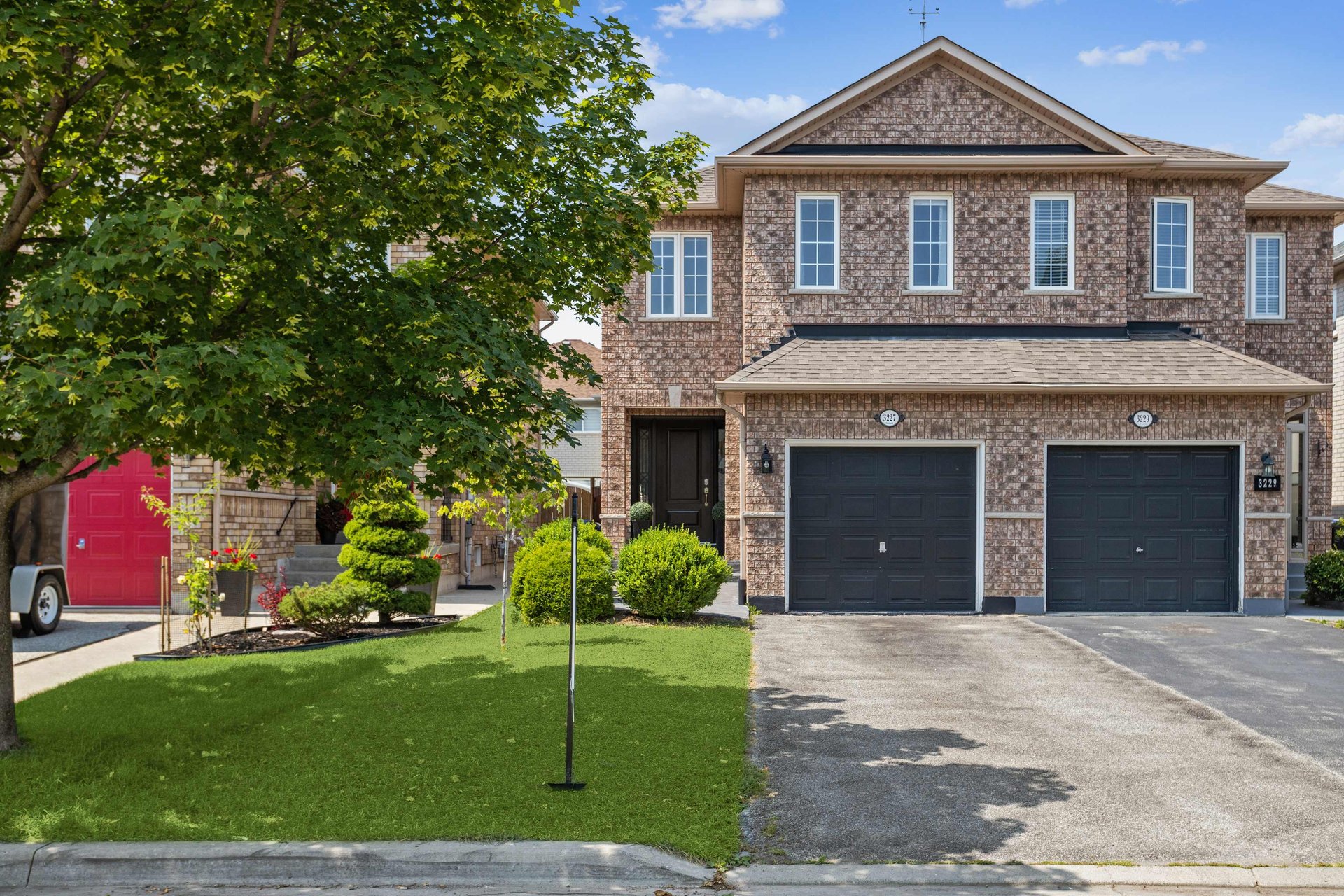 Gorgeous 3 Bedroom Semi- Detached