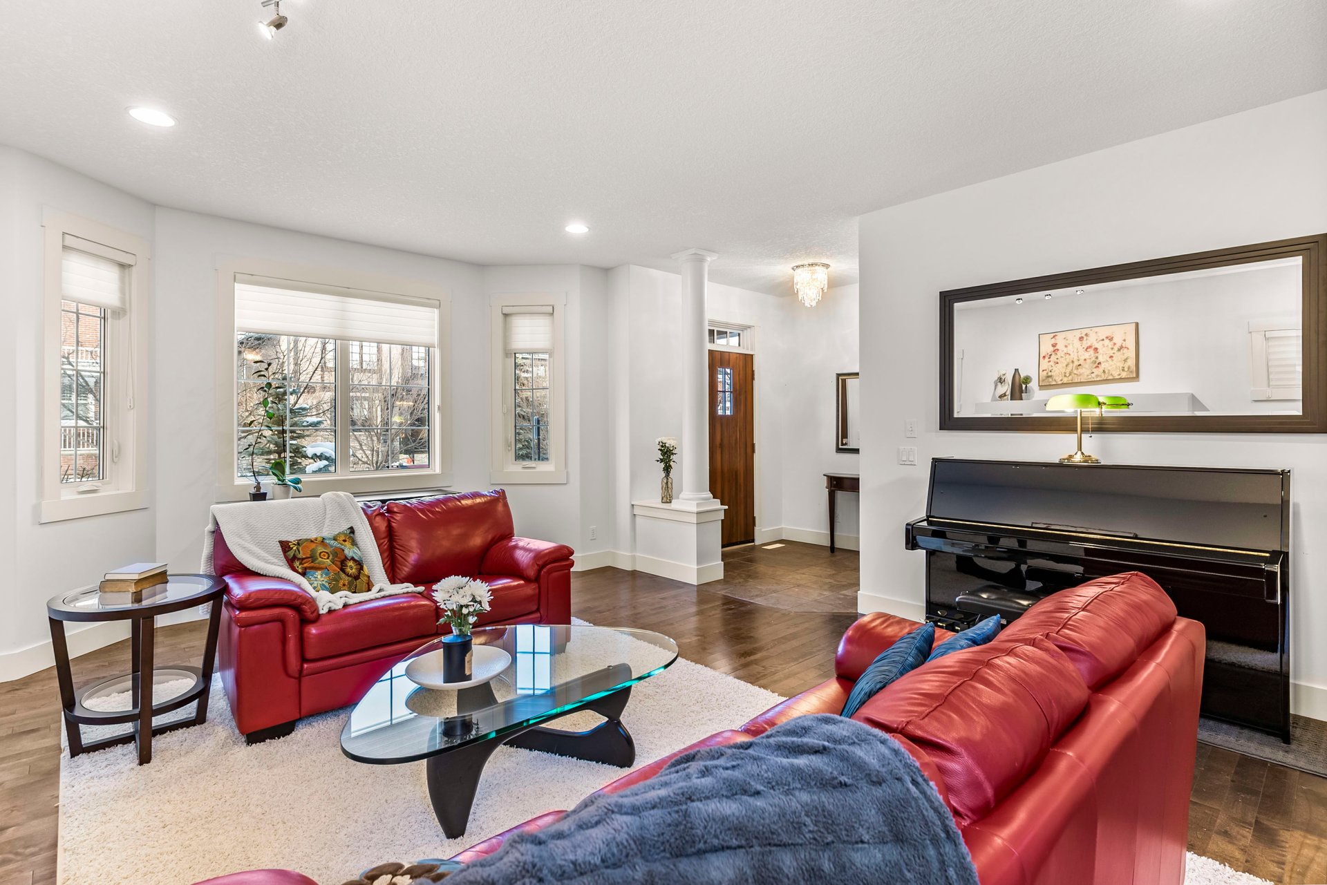 19 Tom Hoppe Mews SW