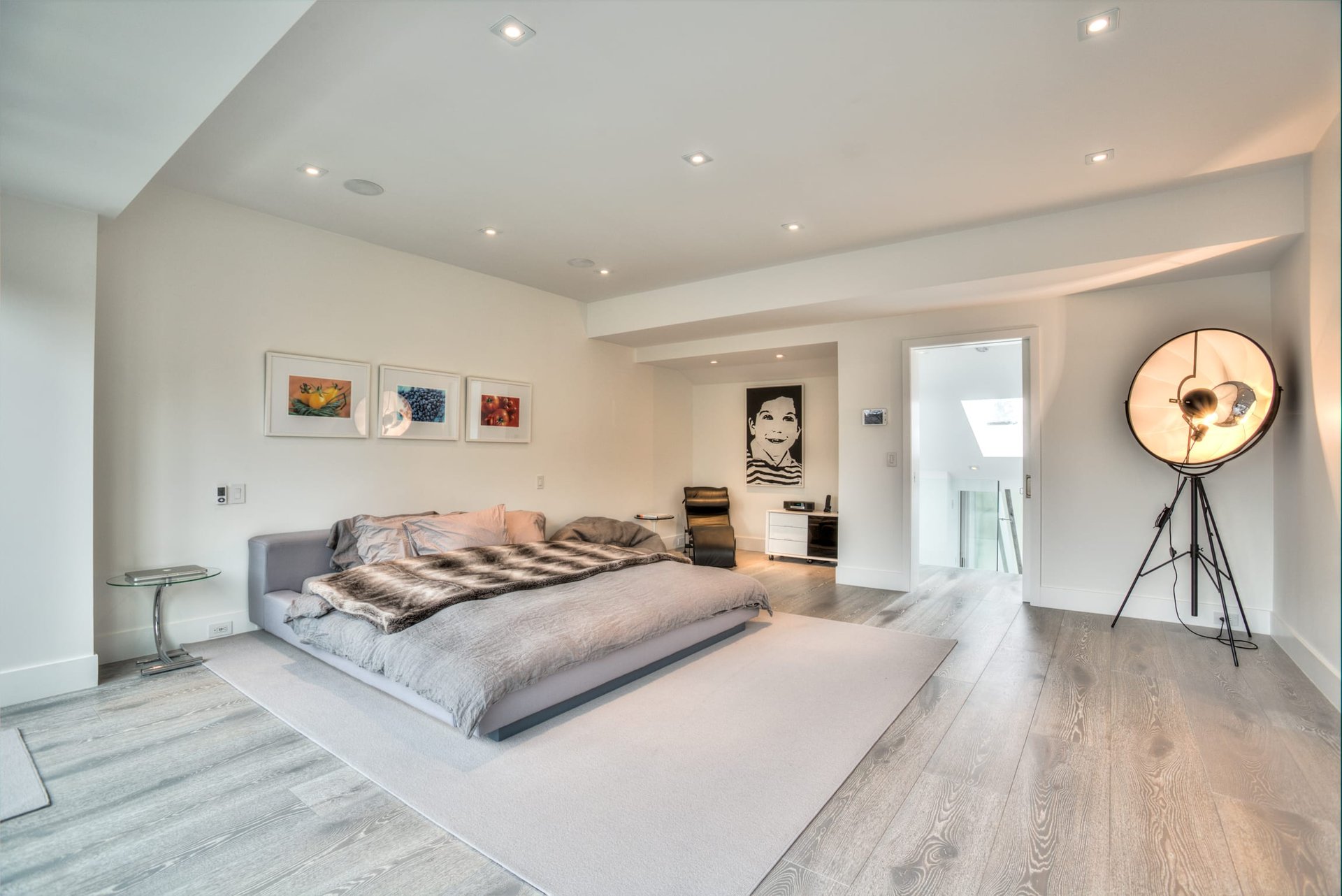 Yorkville Minimalist 