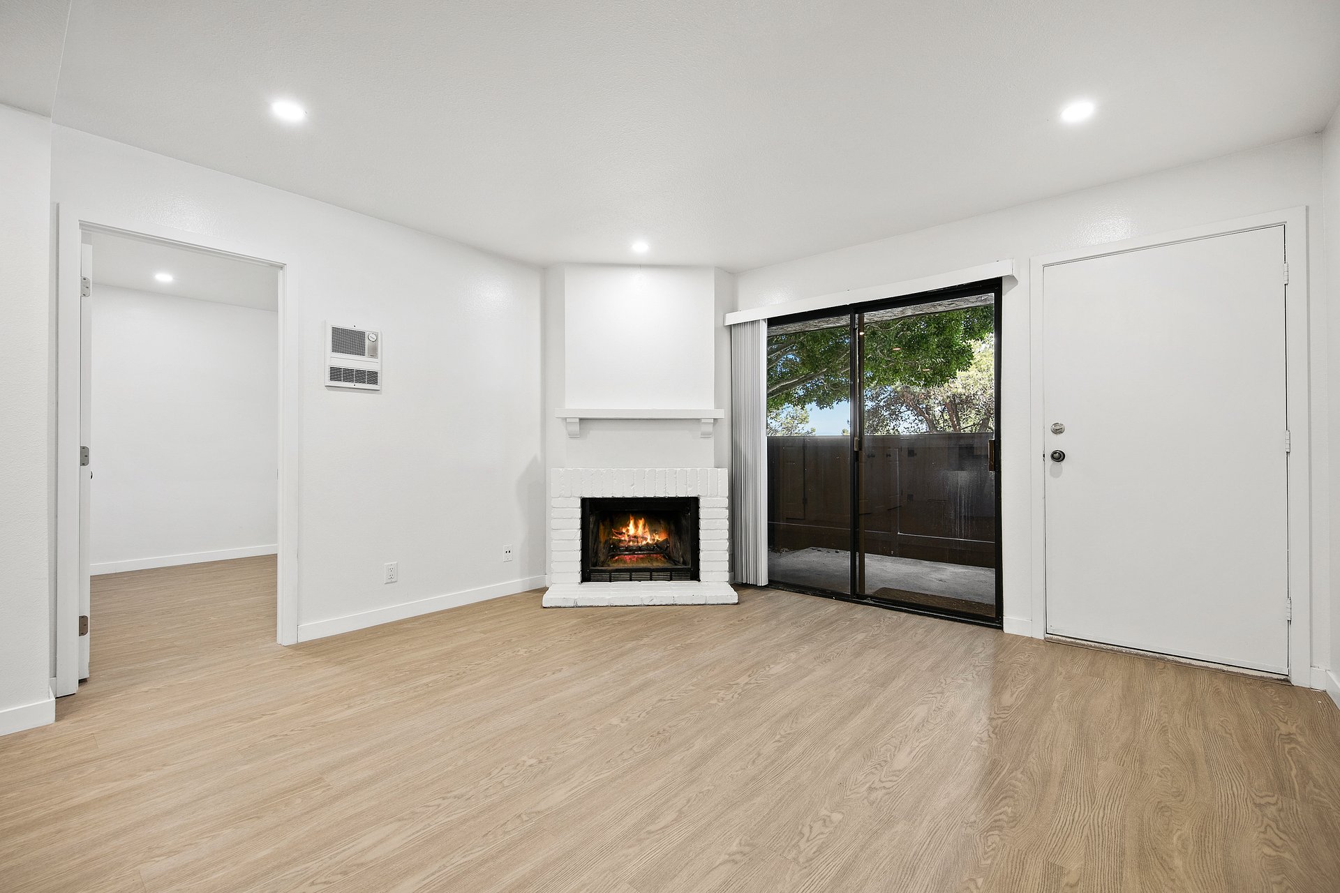 8362 Via Sonoma C
