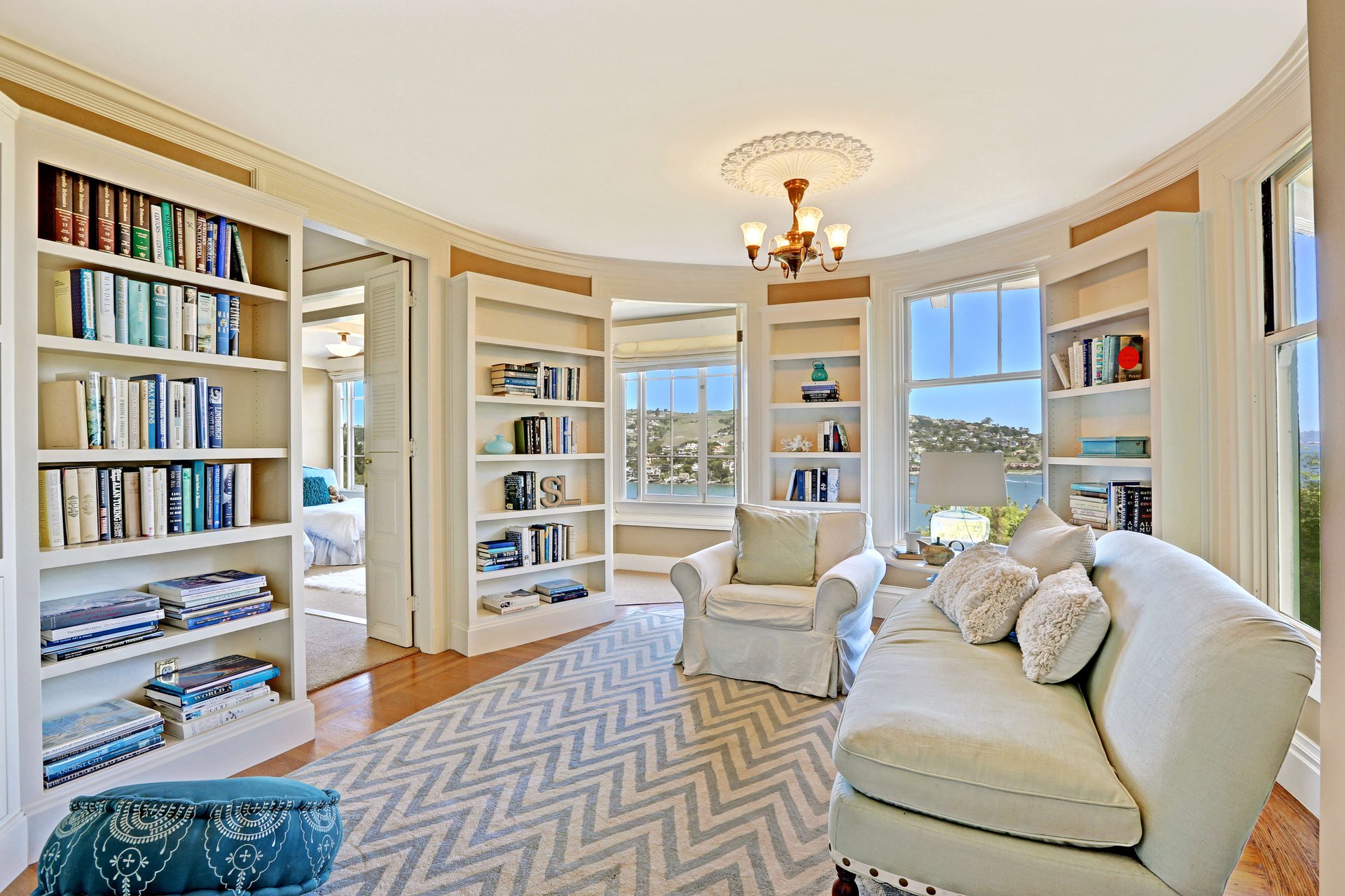 460 Bella Vista Ave