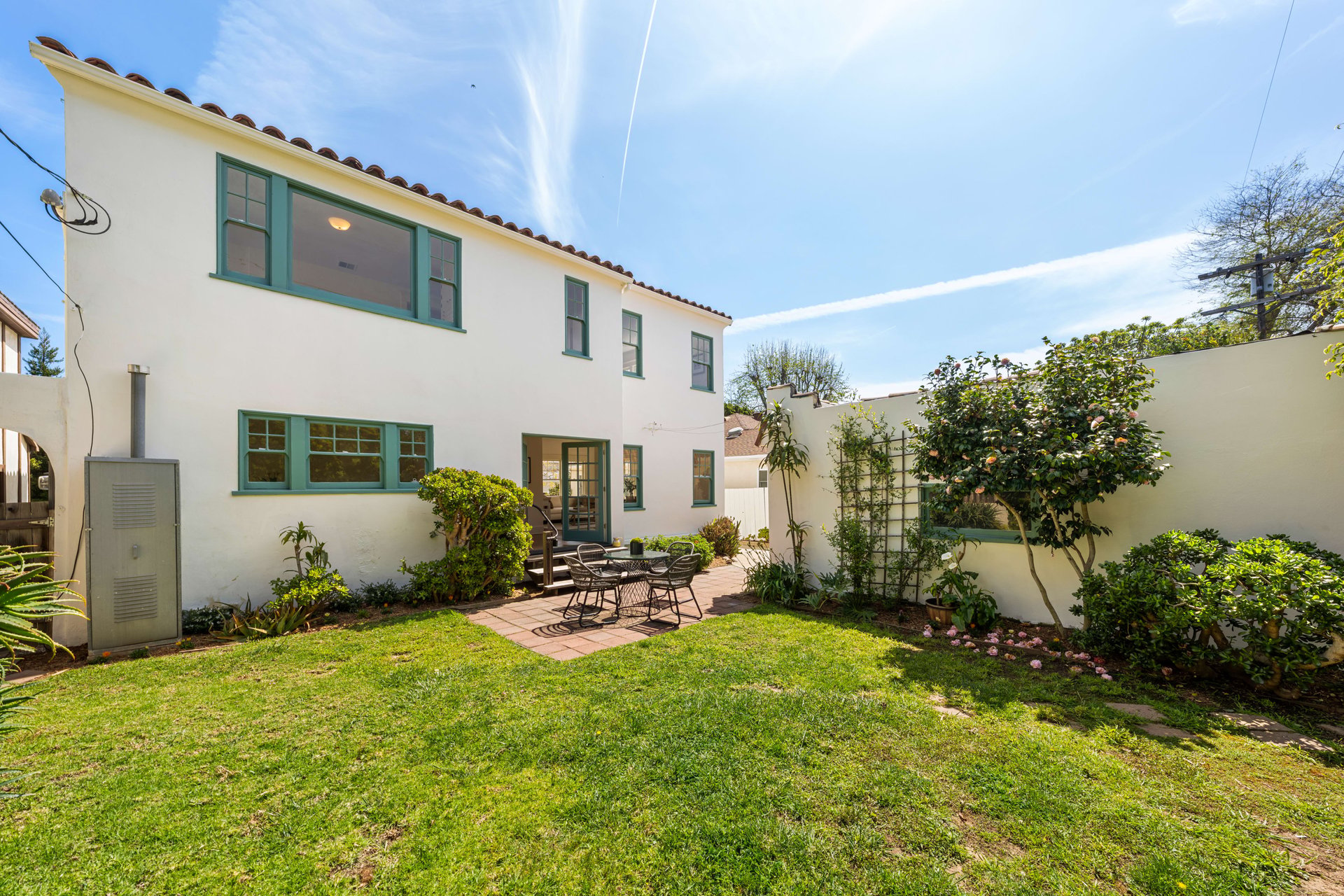 335 N Beirut Ave, Pacific Palisades