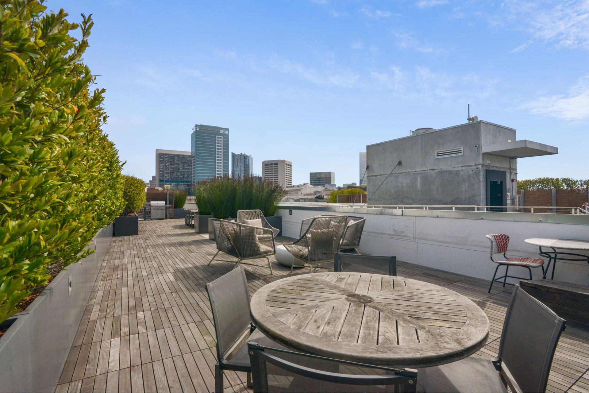 450 Hayes St #2D