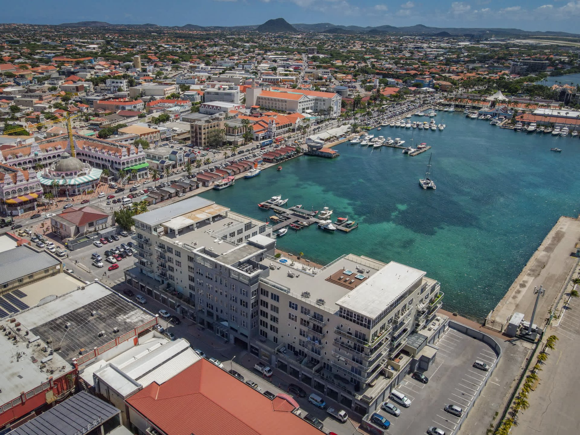 Harbour House 602 S