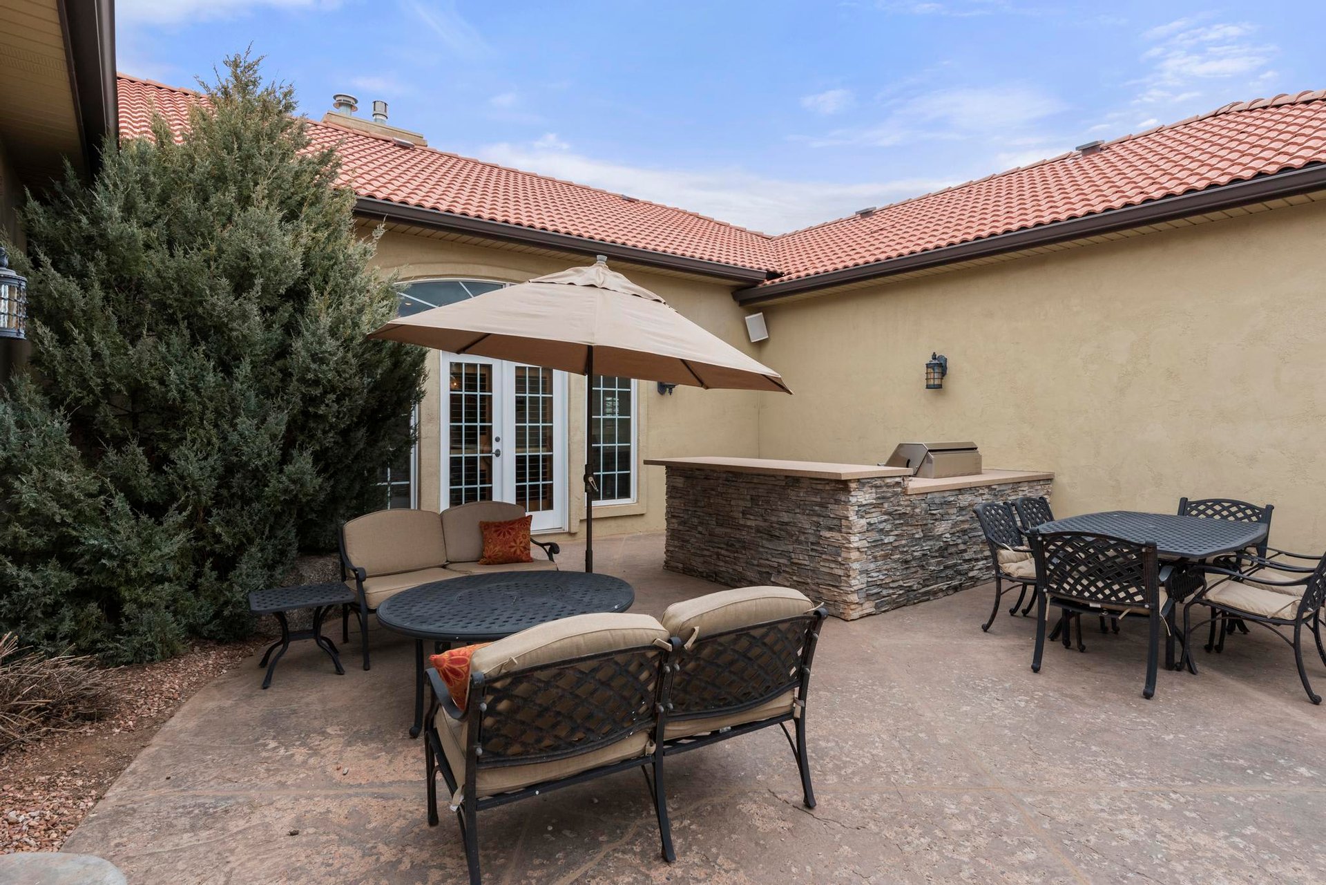 7070 Meadowpine Drive