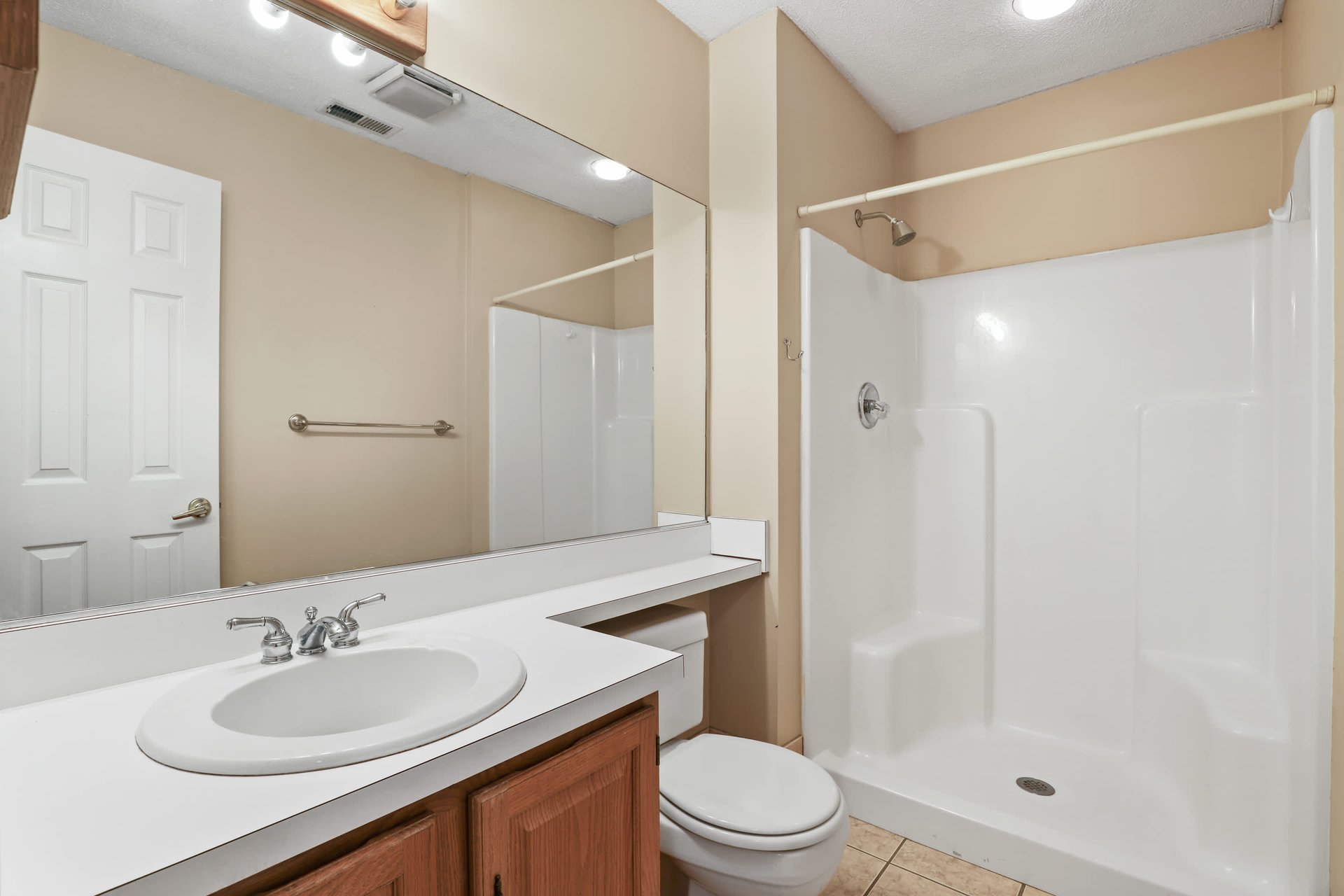 806 Orchard Hill Lane