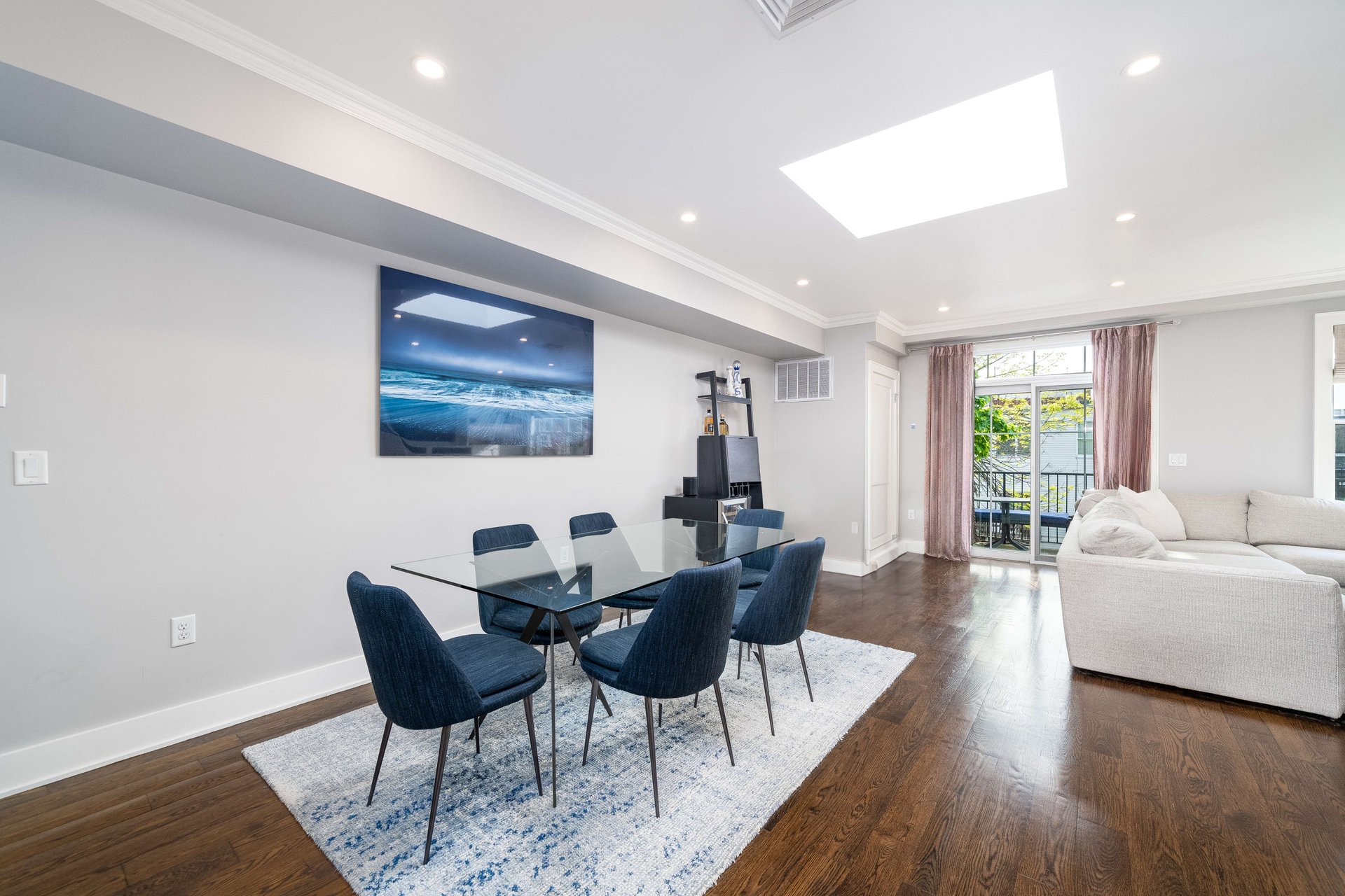 226 Park Ave APT 4