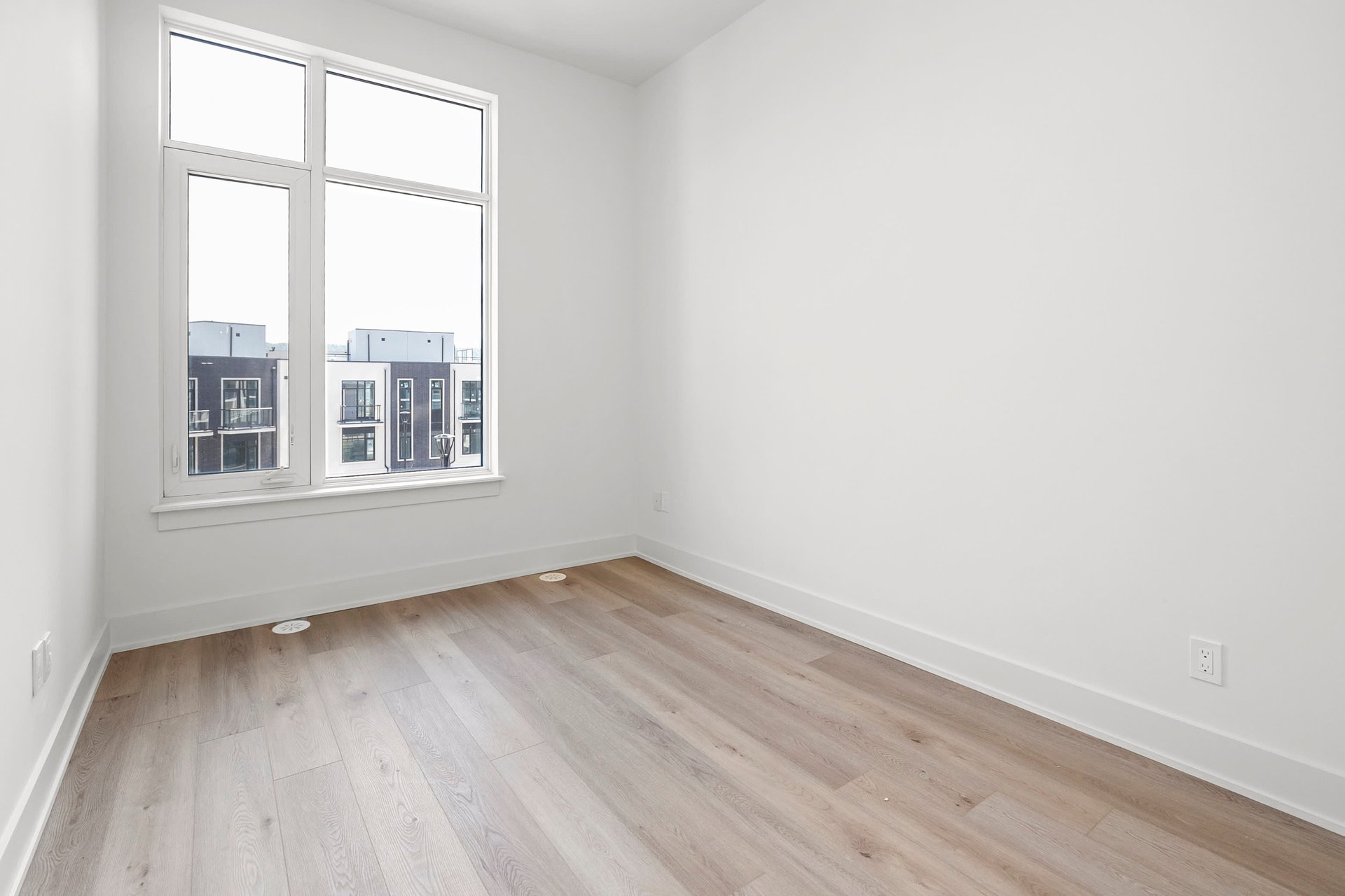 10 Andres Common, Unit 22
