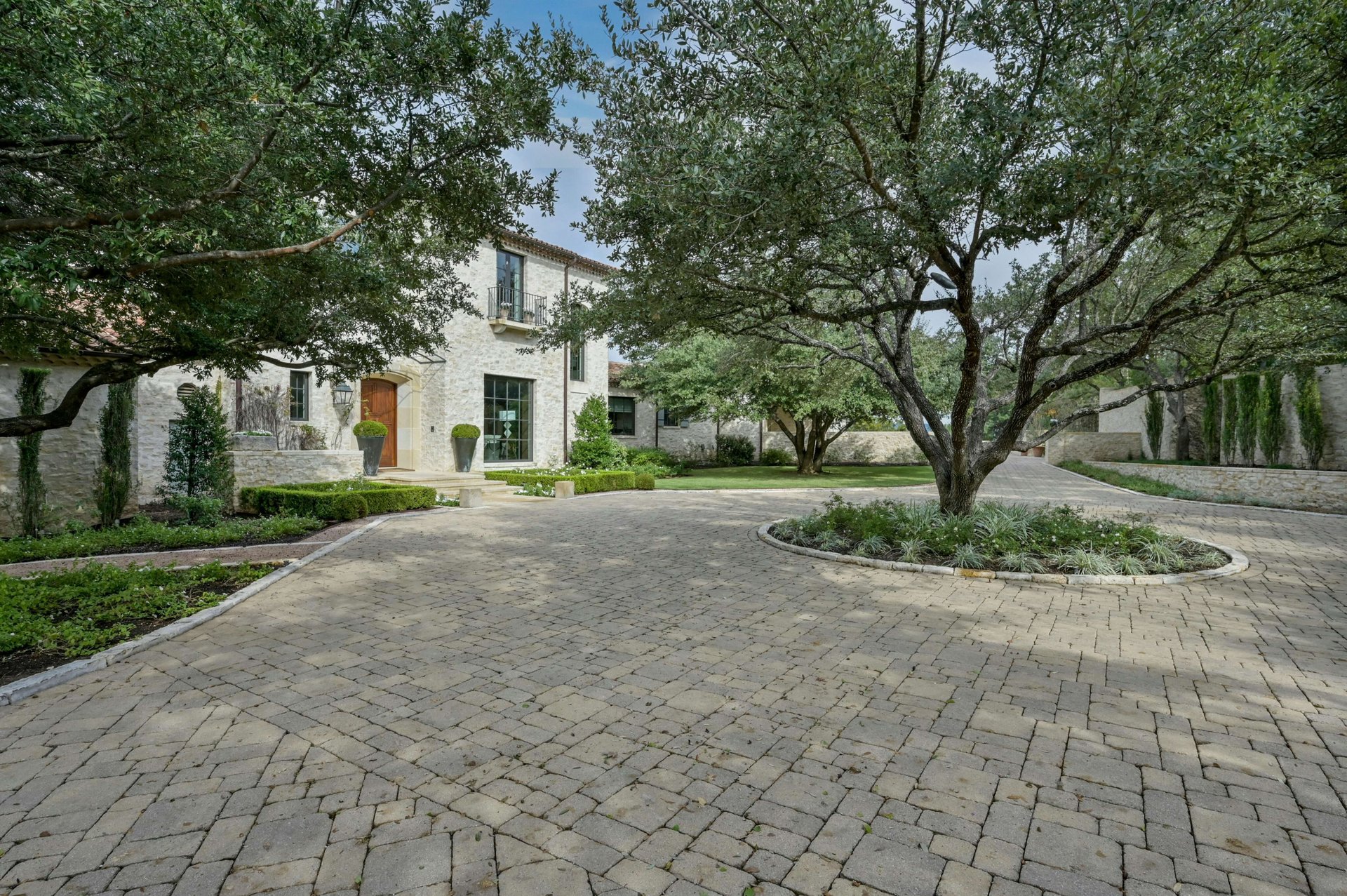 1702 Barton Creek Blvd 