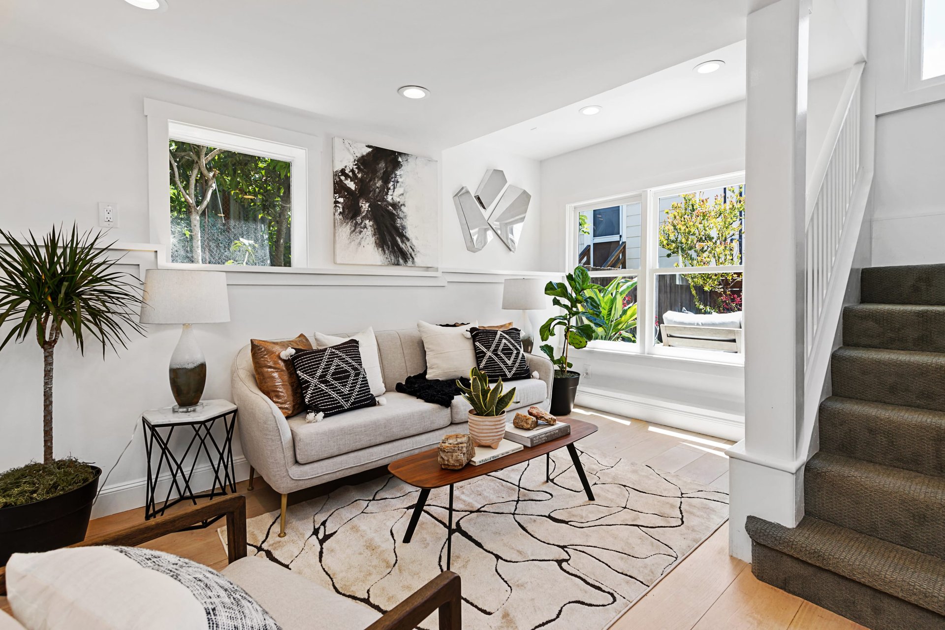  Chic House-like Condo on Potrero Hill 