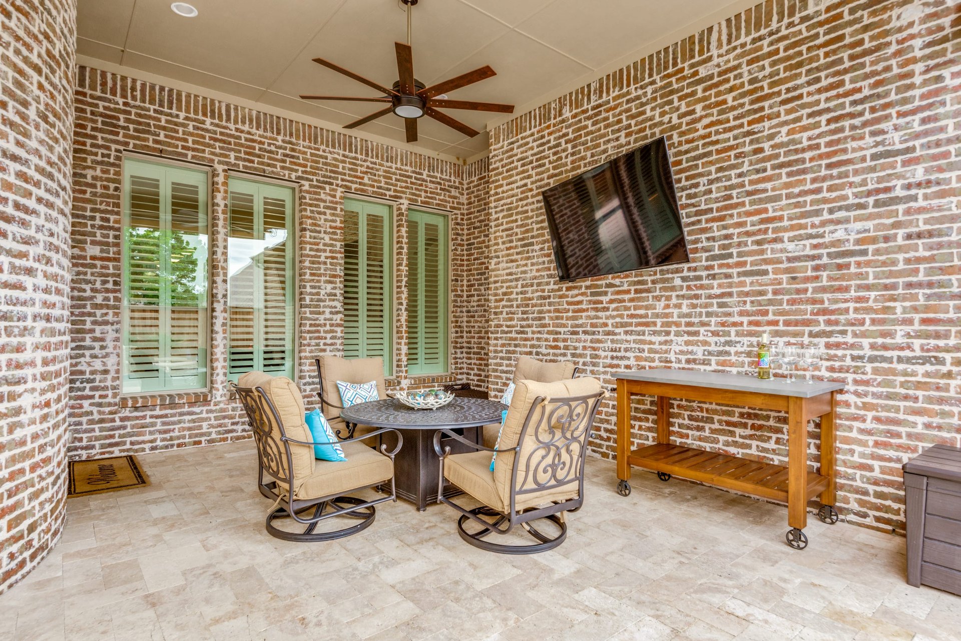 Frisco Luxury