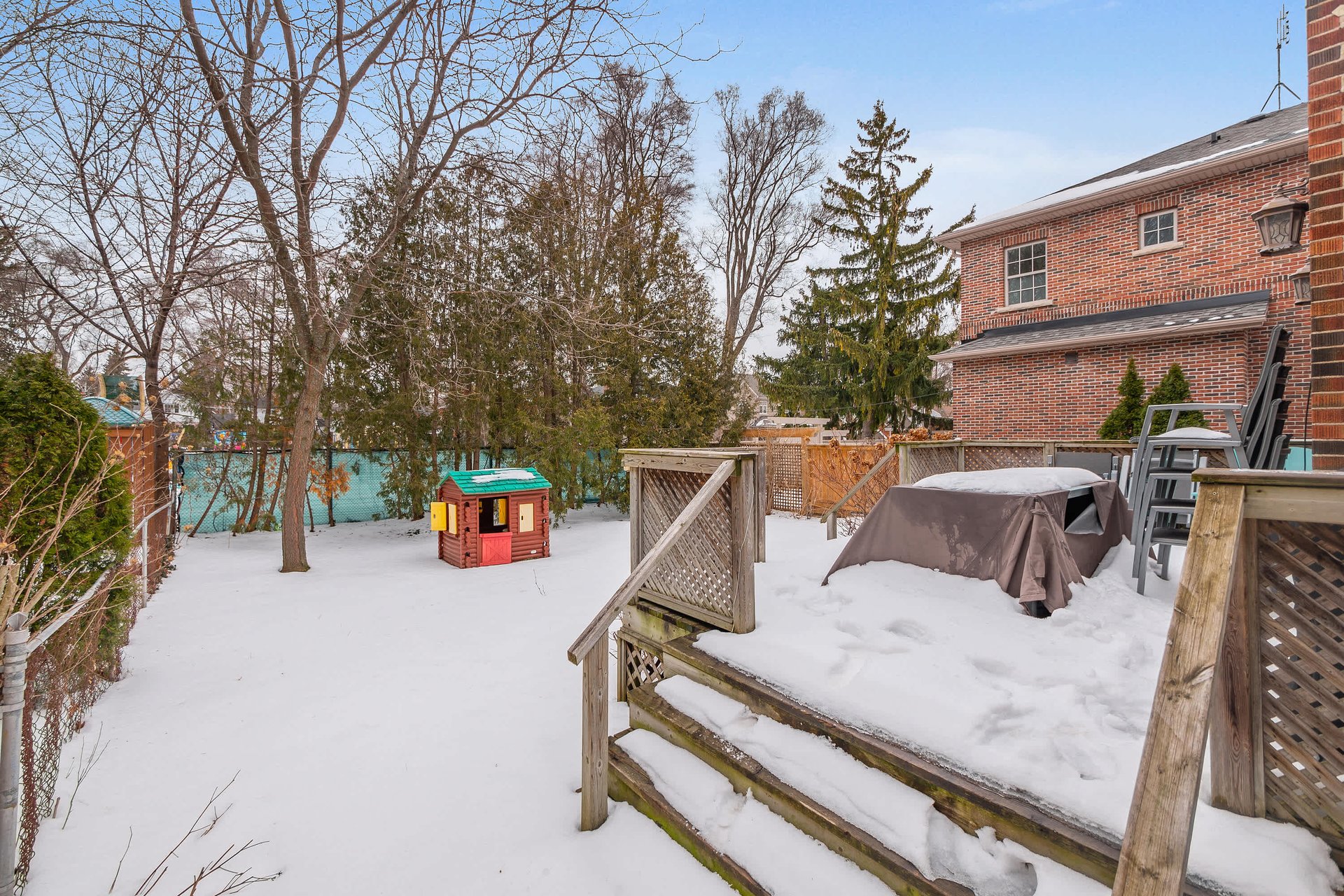 10 Kingslea Gardens