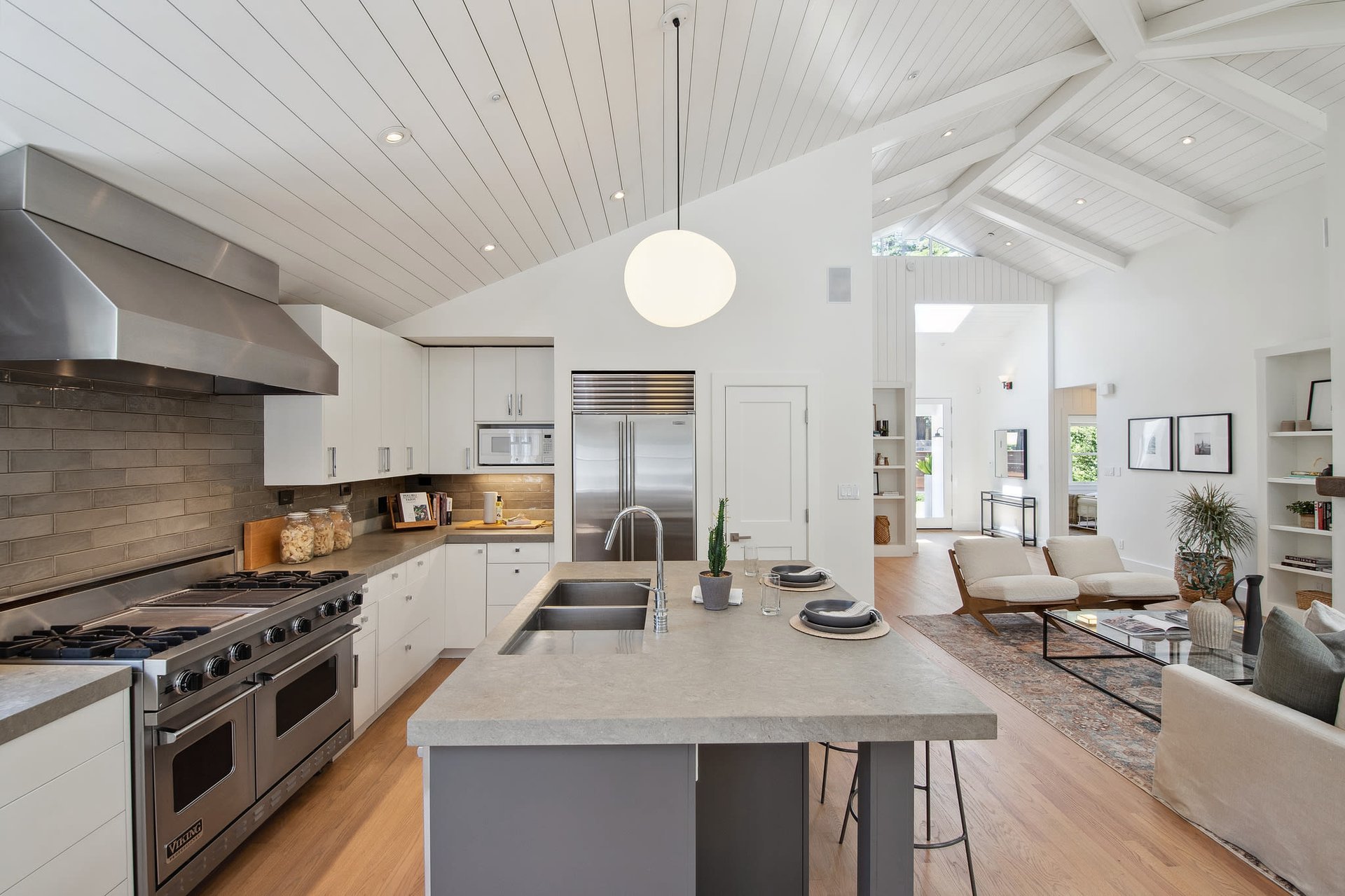 109 Bolinas Avenue
