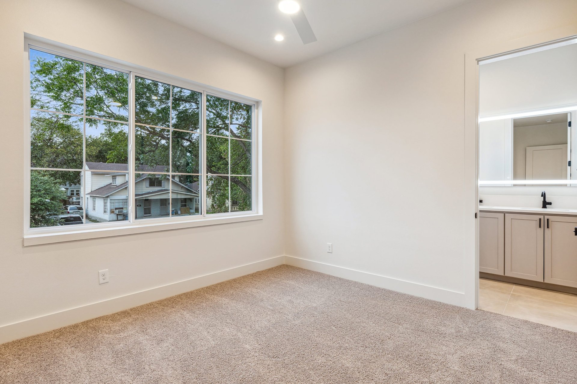 Mount Auburn Residences