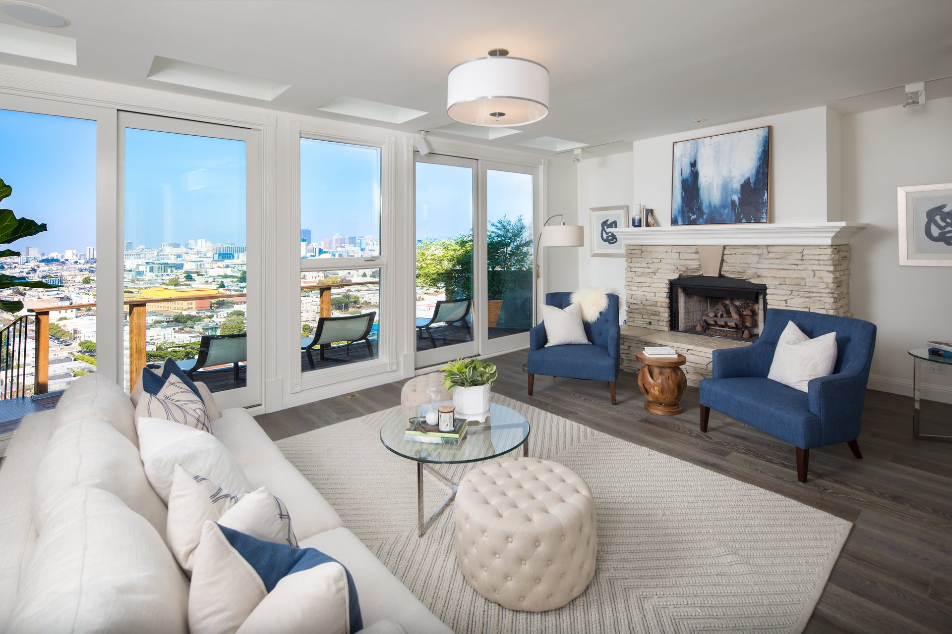 Commanding Views on Coveted Cumberland