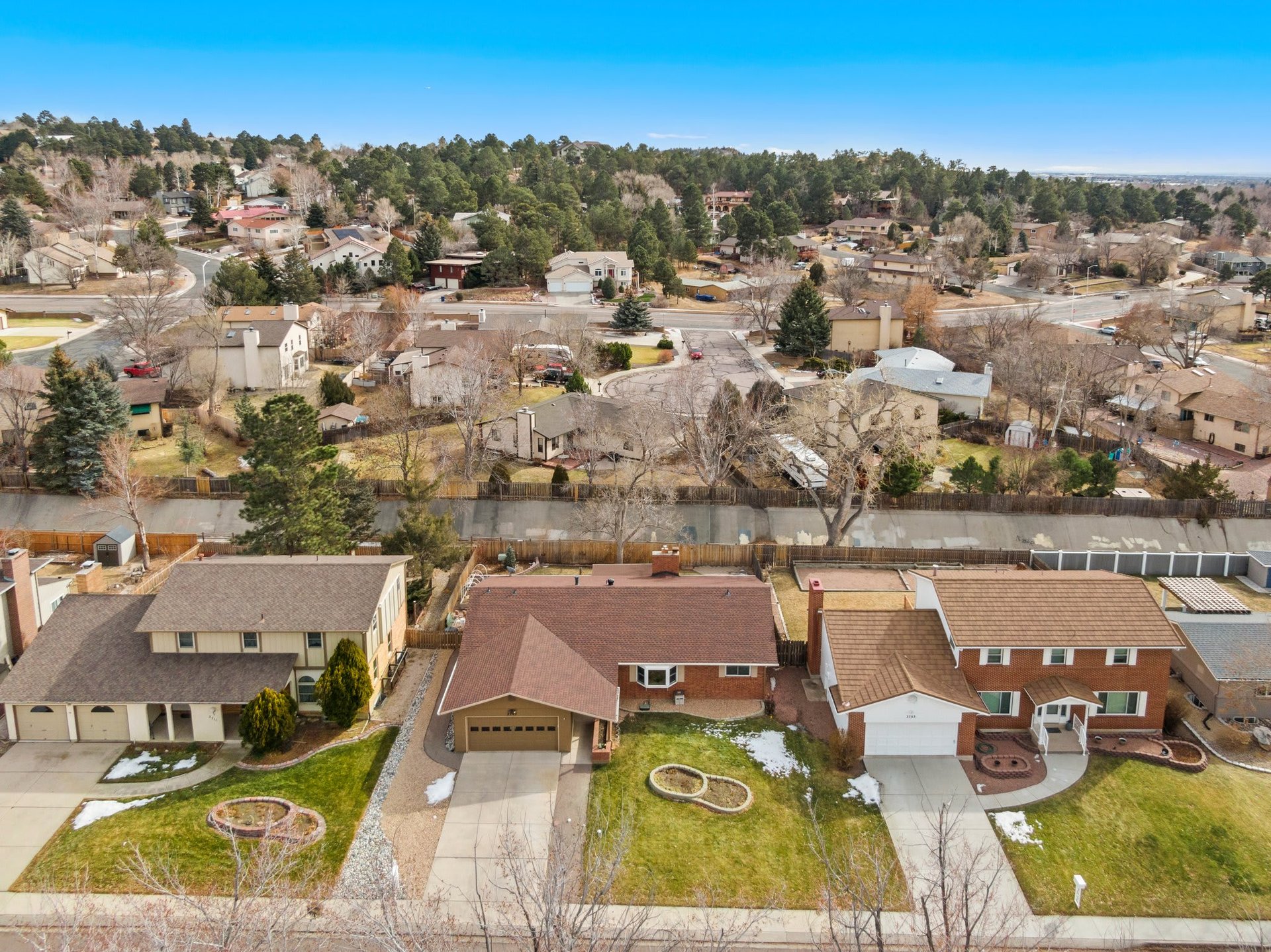 2707 E Serendipity Cir