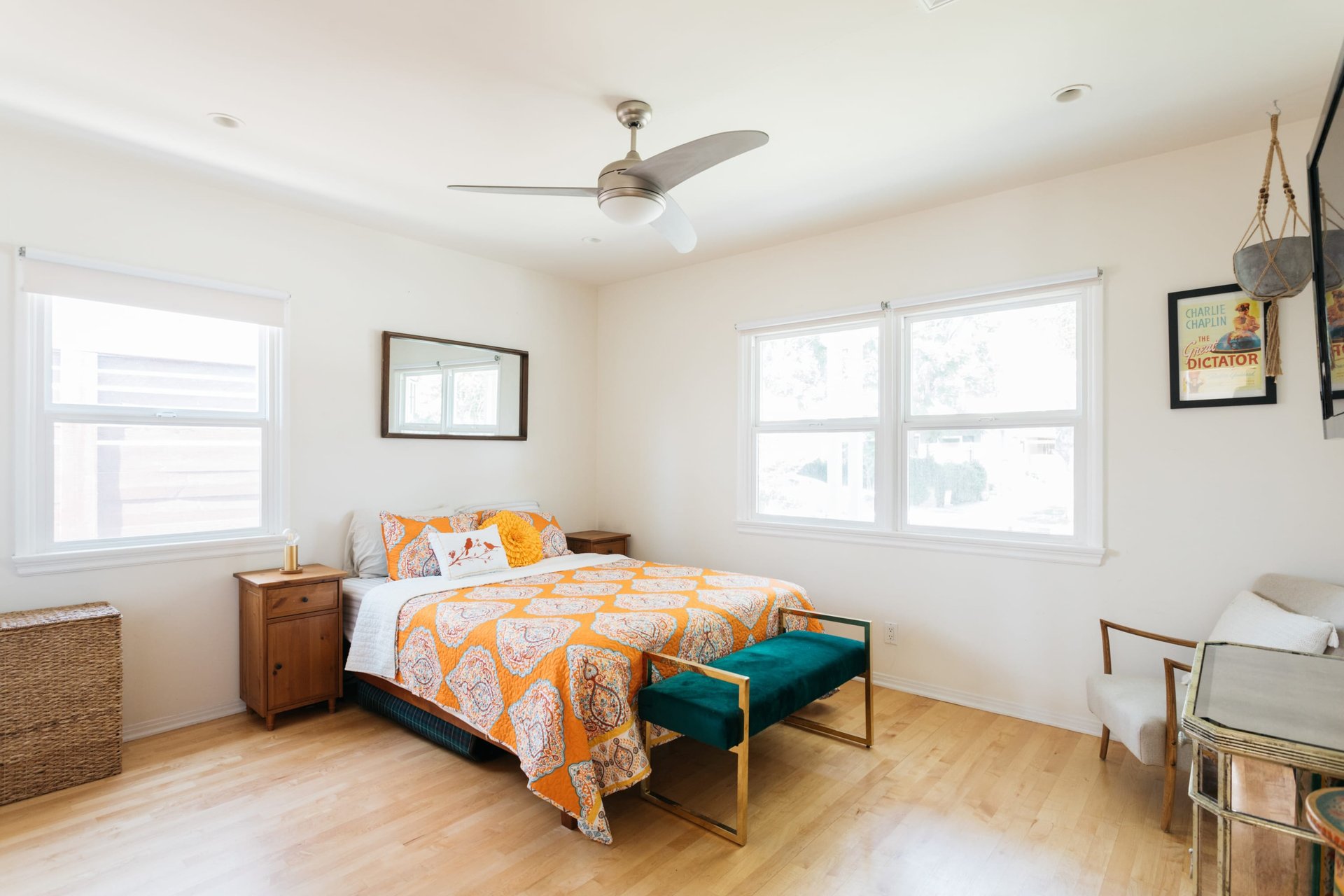 Tranquil Light-Soaked Artist’s Home in Mar Vista