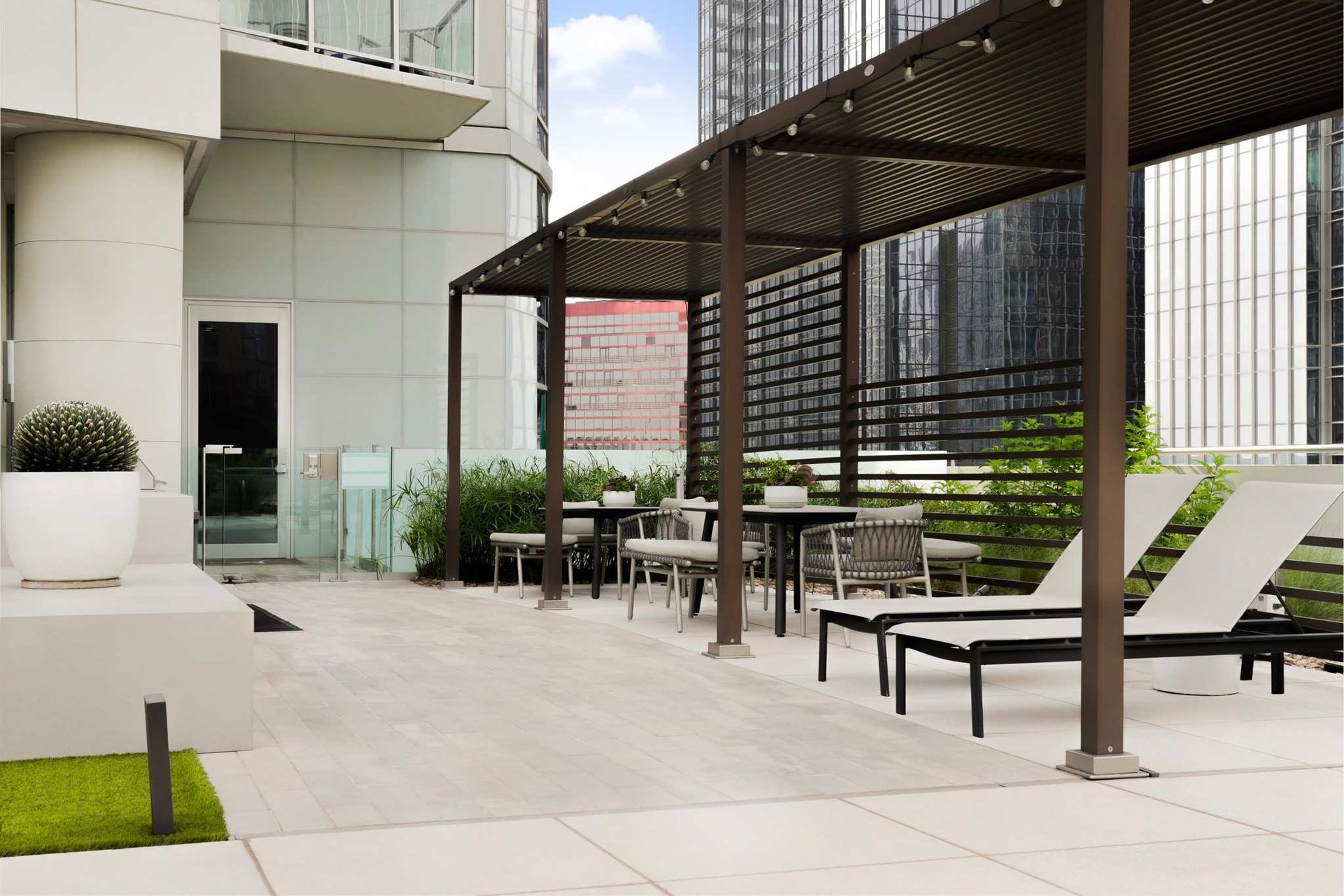 200 Congress Ave #15D 