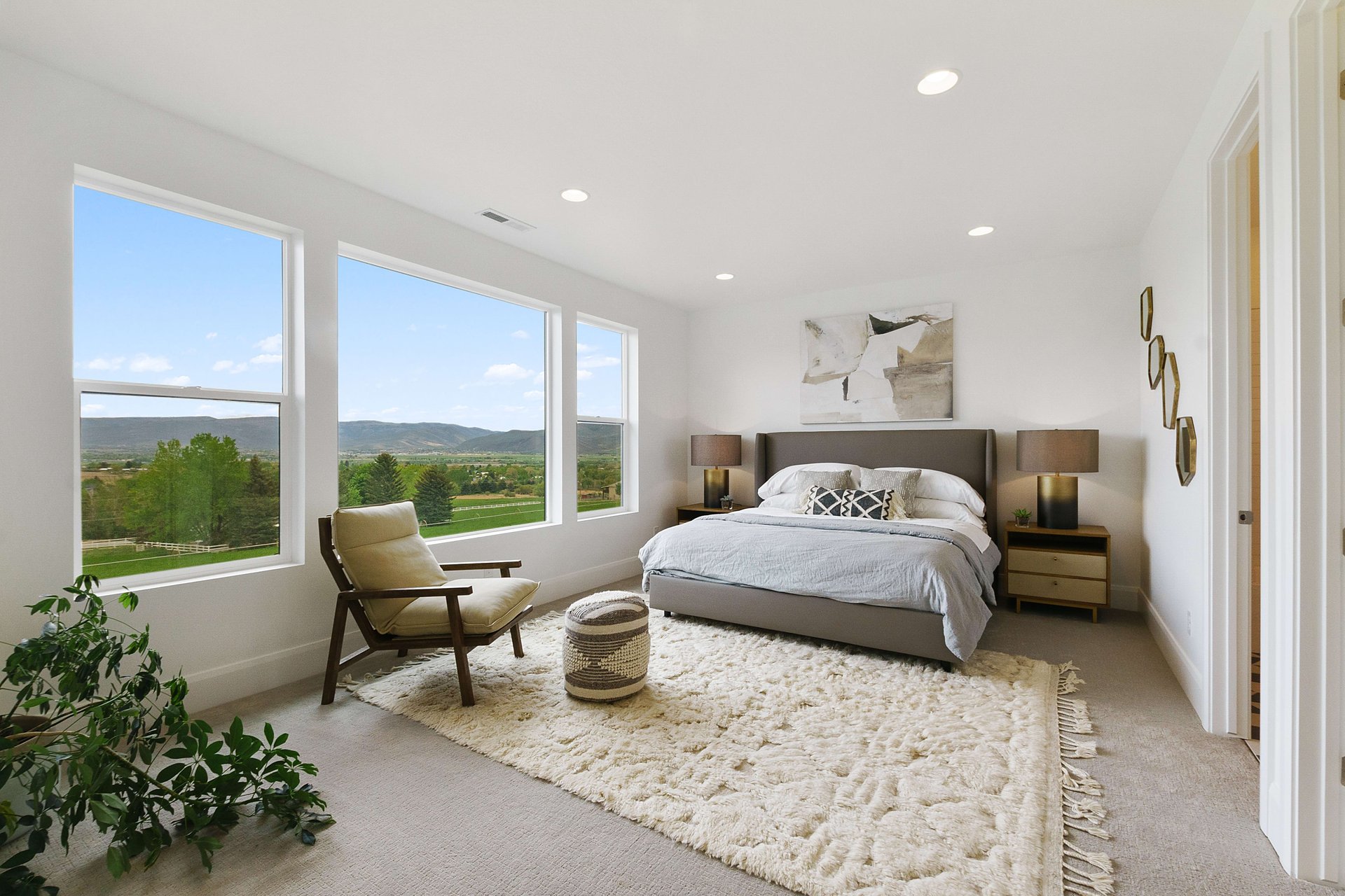 Stunning Midway Home - Listing