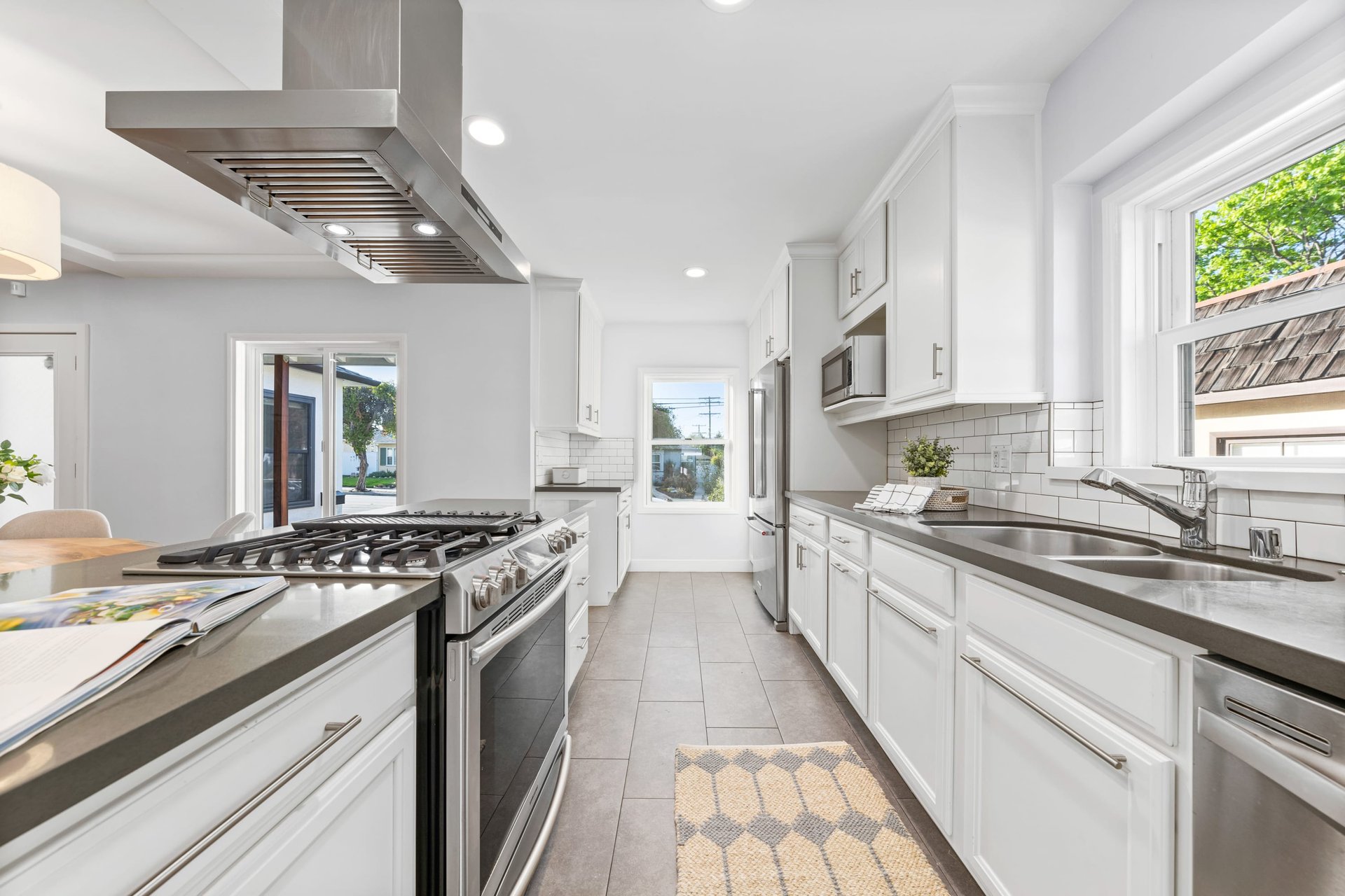 3316 Pearl St, Sunset Park