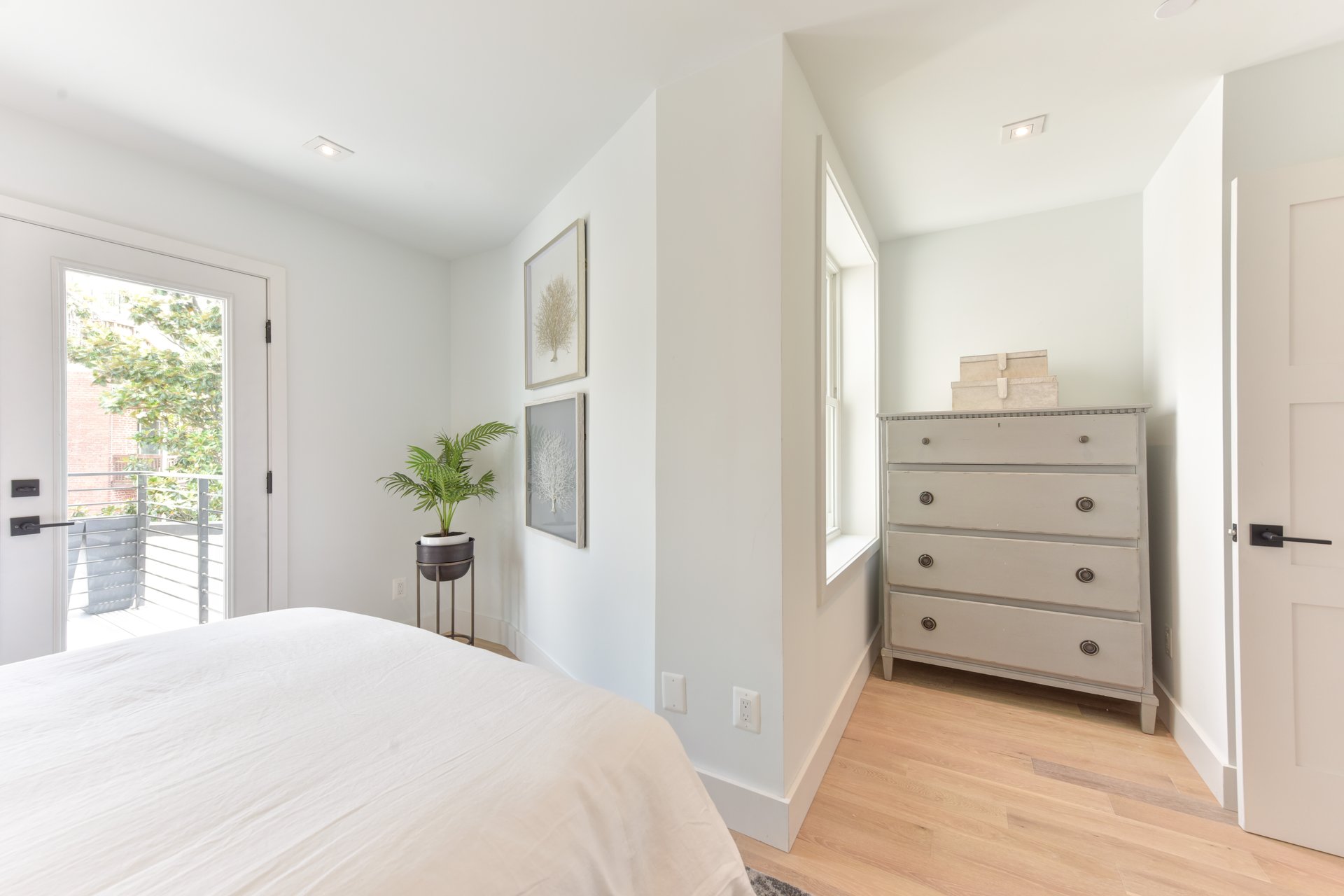 1963 Biltmore St NW, #4