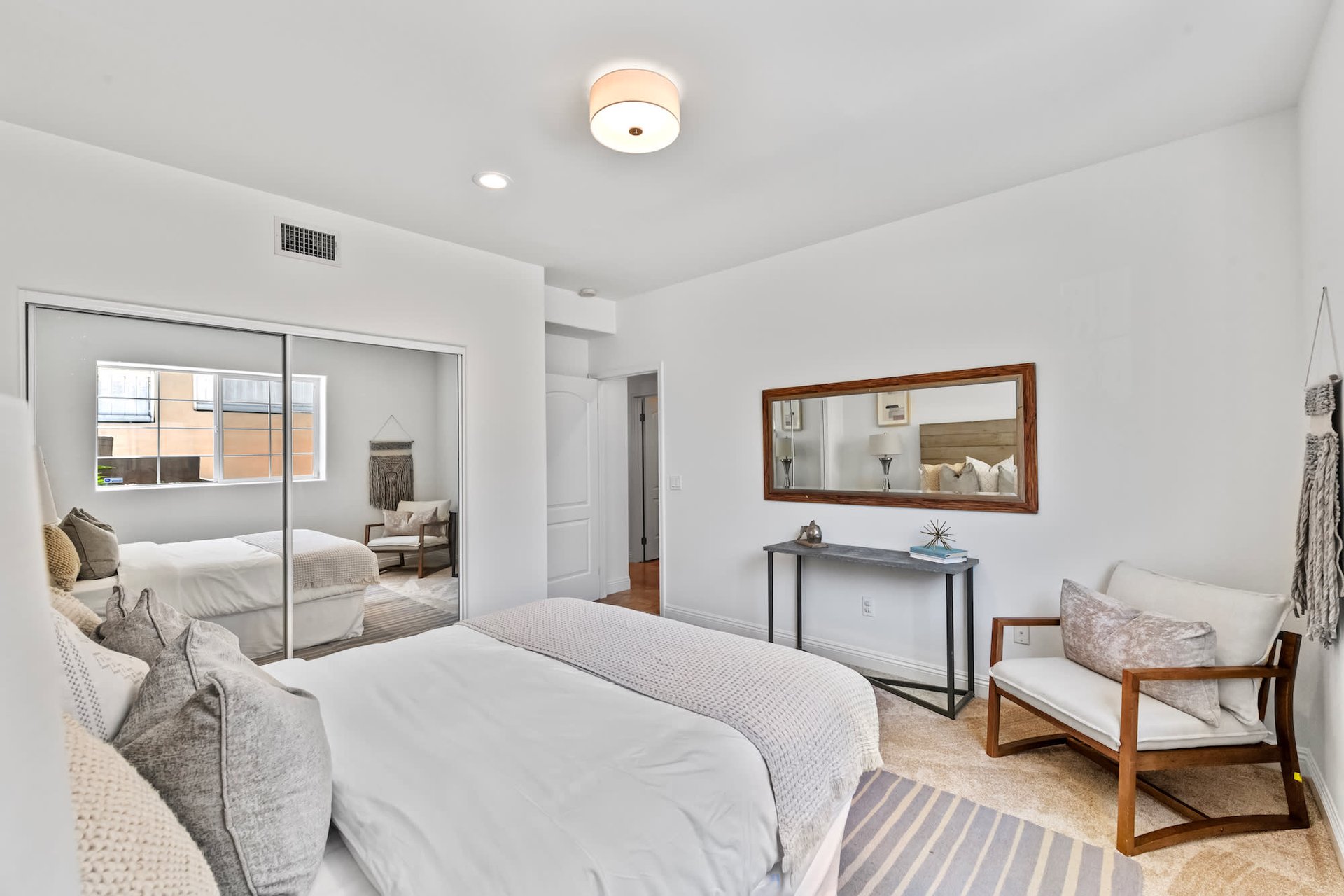 1042 7th Street