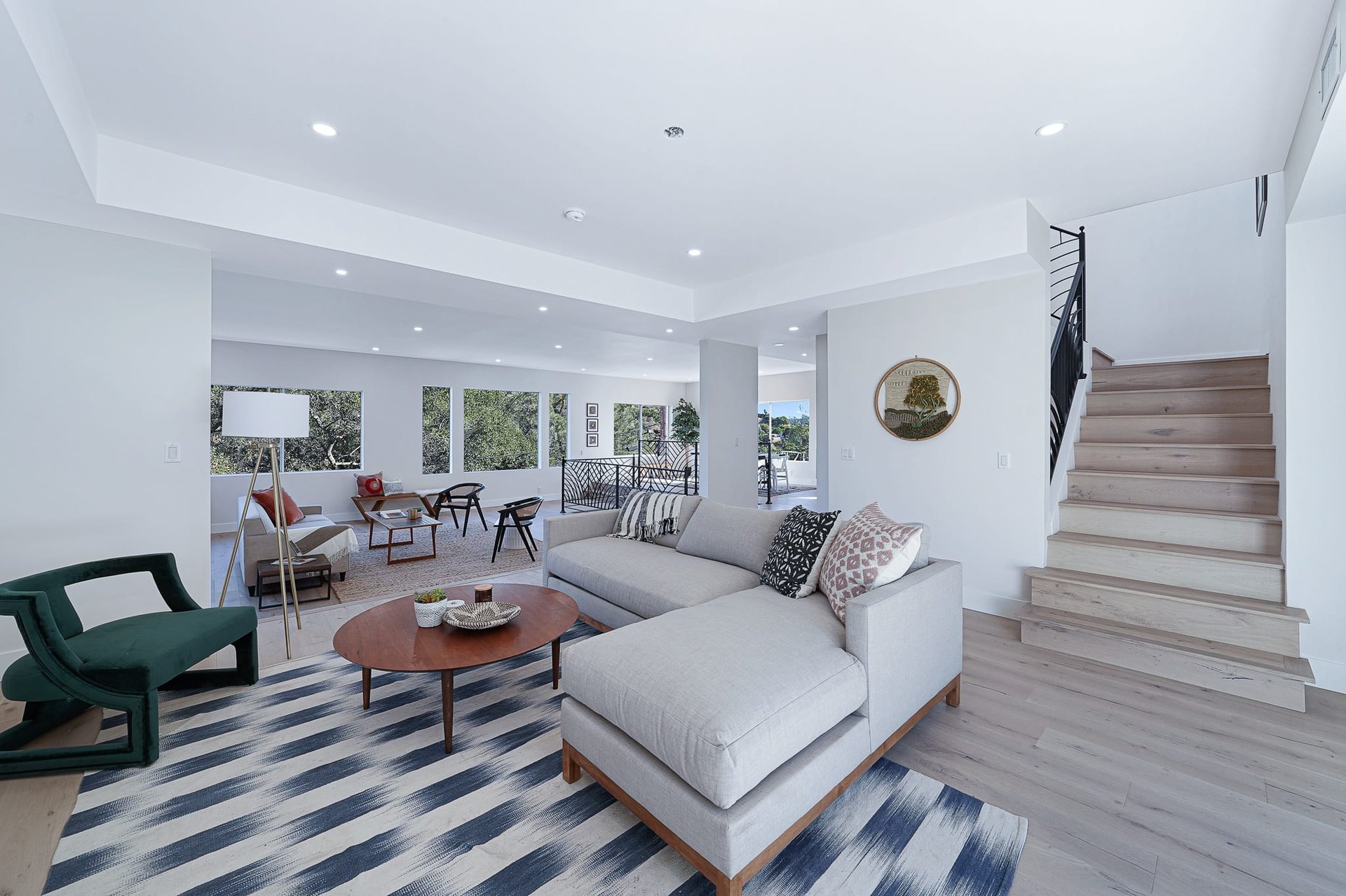 Immaculate & Turnkey Contemporary Home in Hollywood Hills