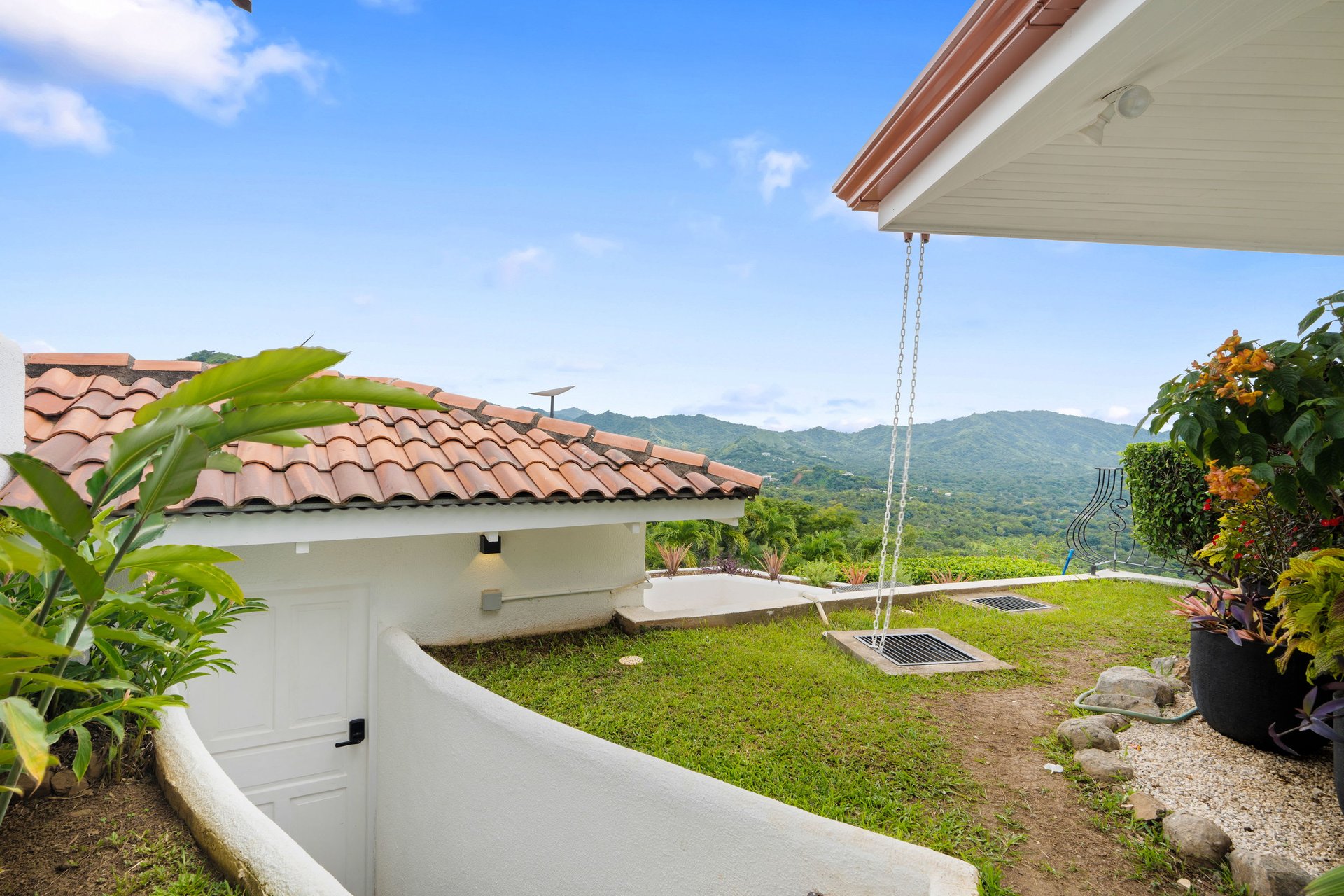 Casa Feliz, Pacific Heights | Minutes to the Beach with Spectacular Ocean and Valley Views. Owner Financing Available!