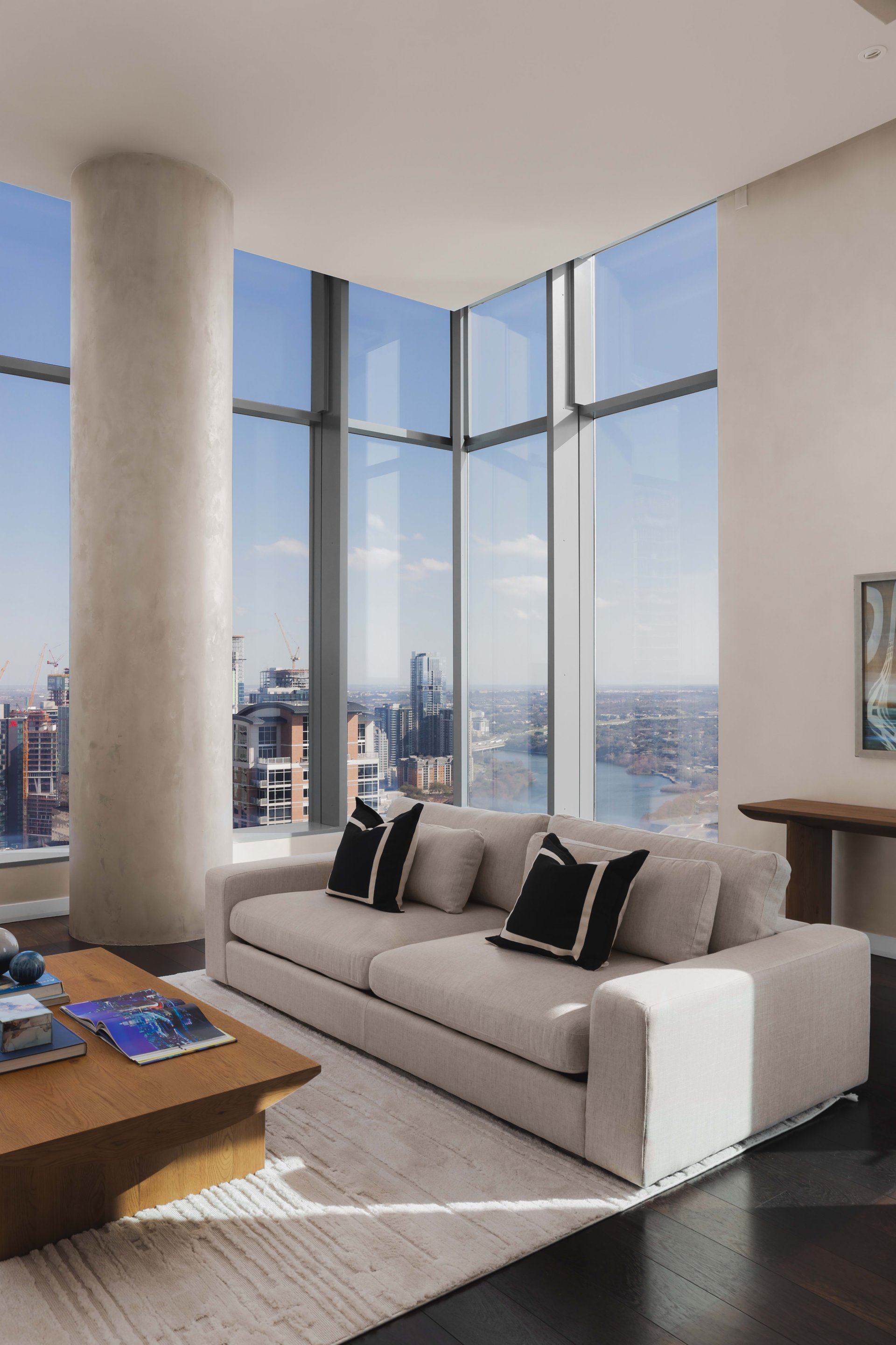 210 Lavaca Street #3601