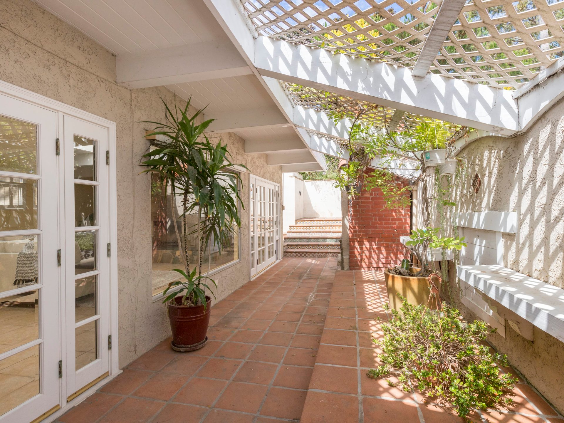 317 Loma Vista Street